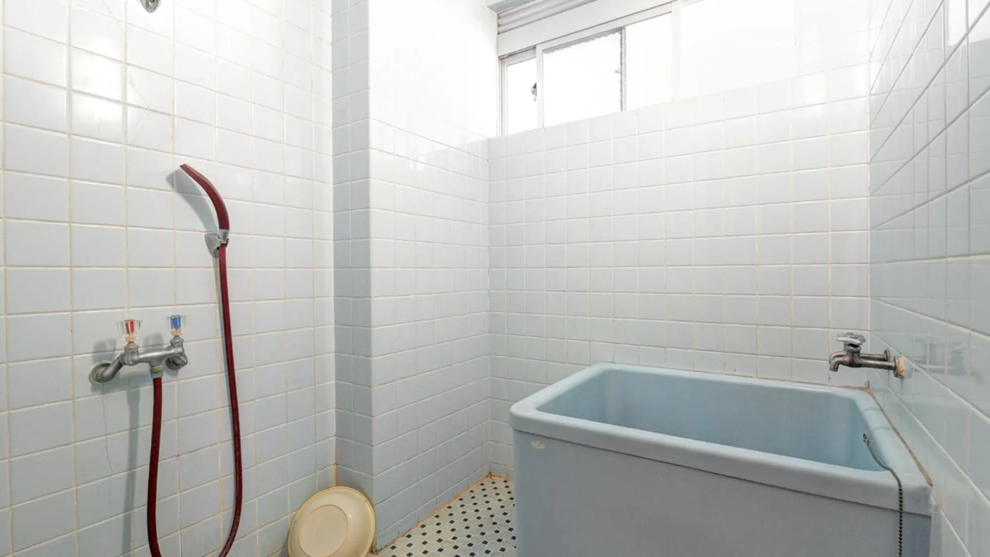 Photo of the whole room in Sakurajima Seaside Hotel