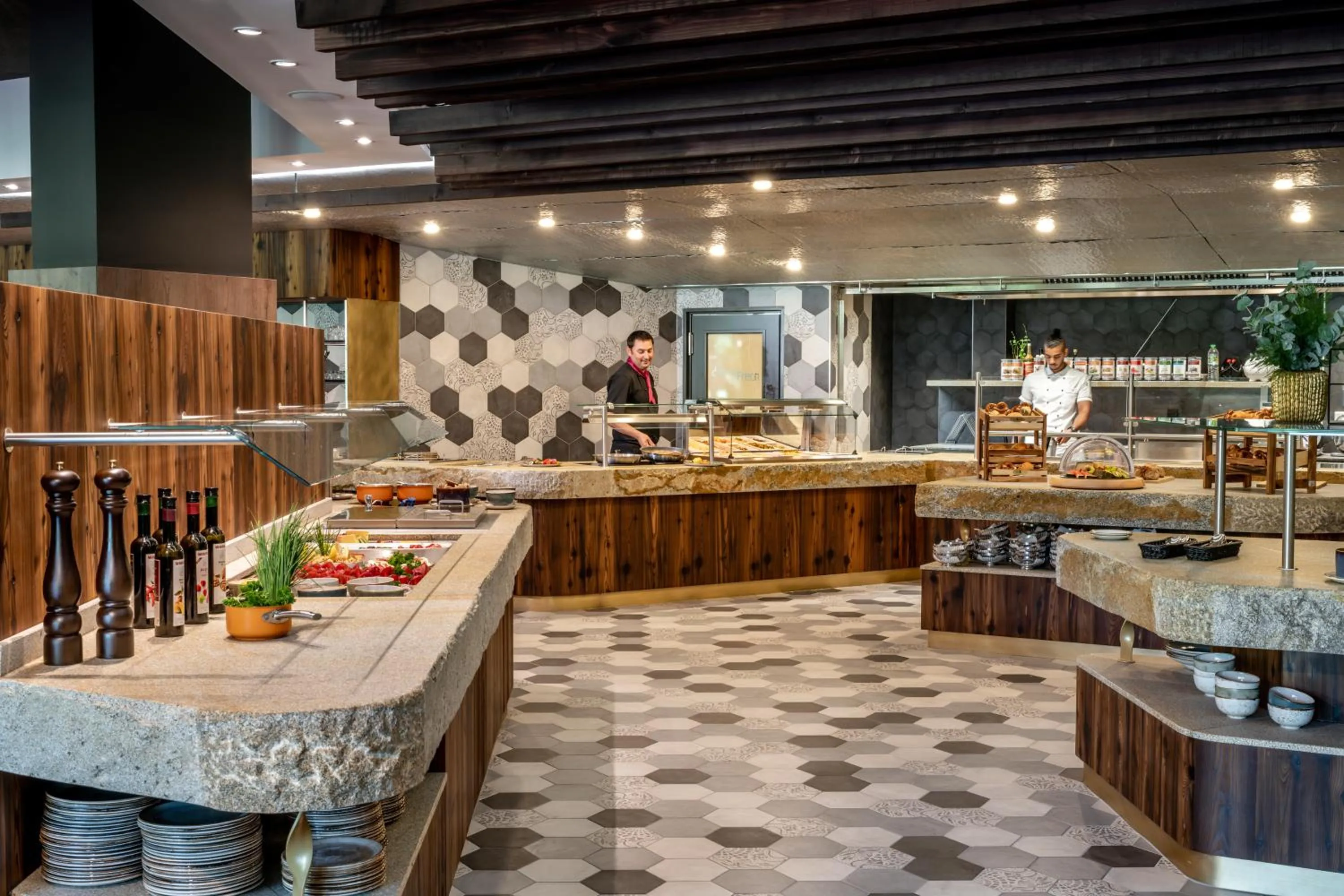 Restaurant/places to eat in Hotel FrechDachs