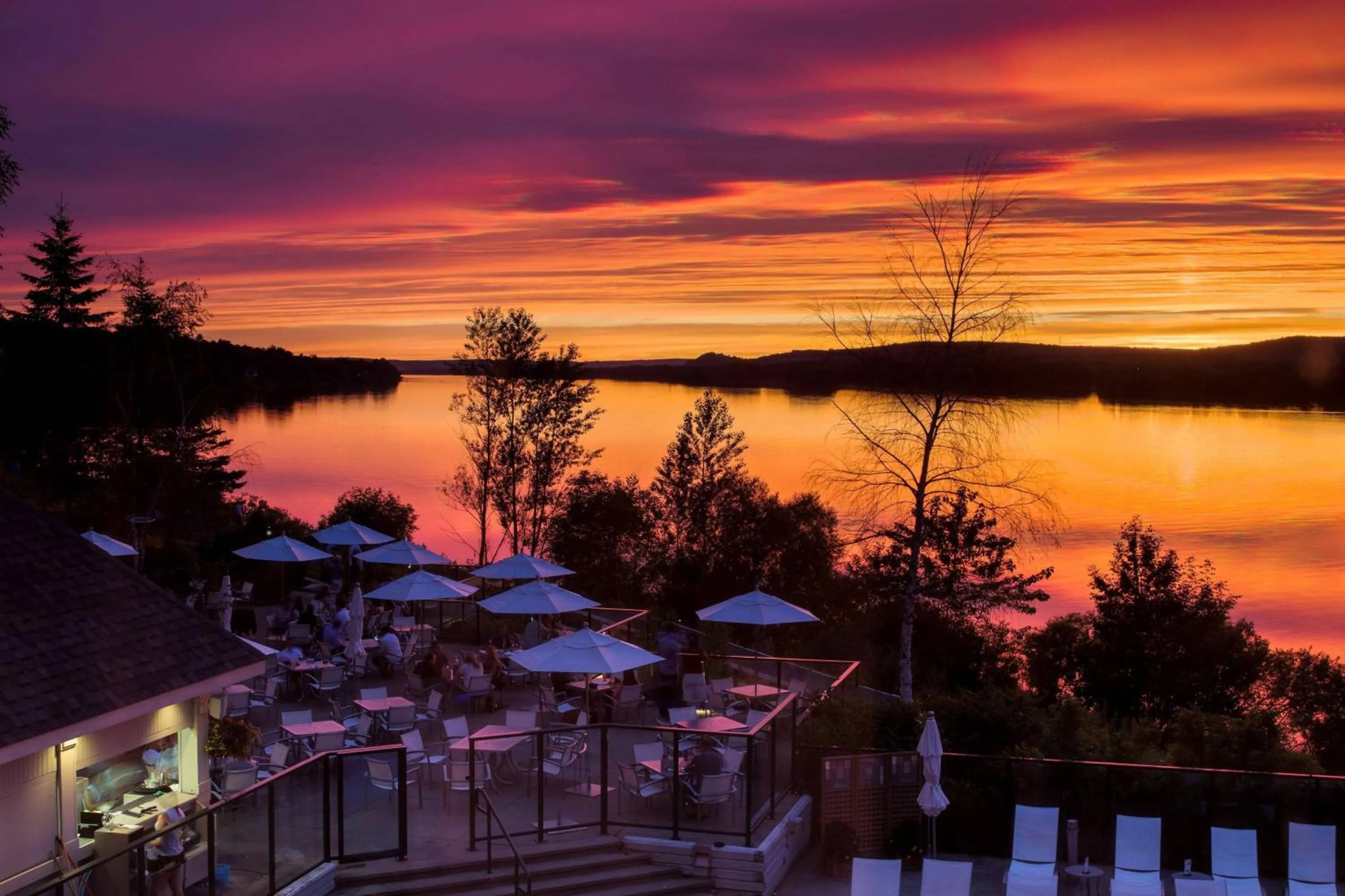 Swimming pool in Delta Hotels by Marriott Fredericton