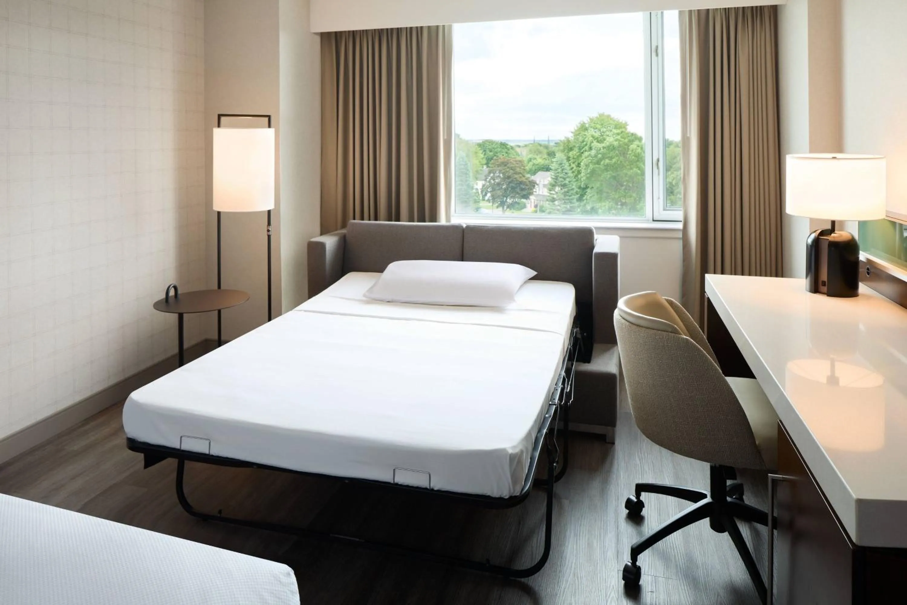 Photo of the whole room, Bed in Delta Hotels by Marriott Fredericton