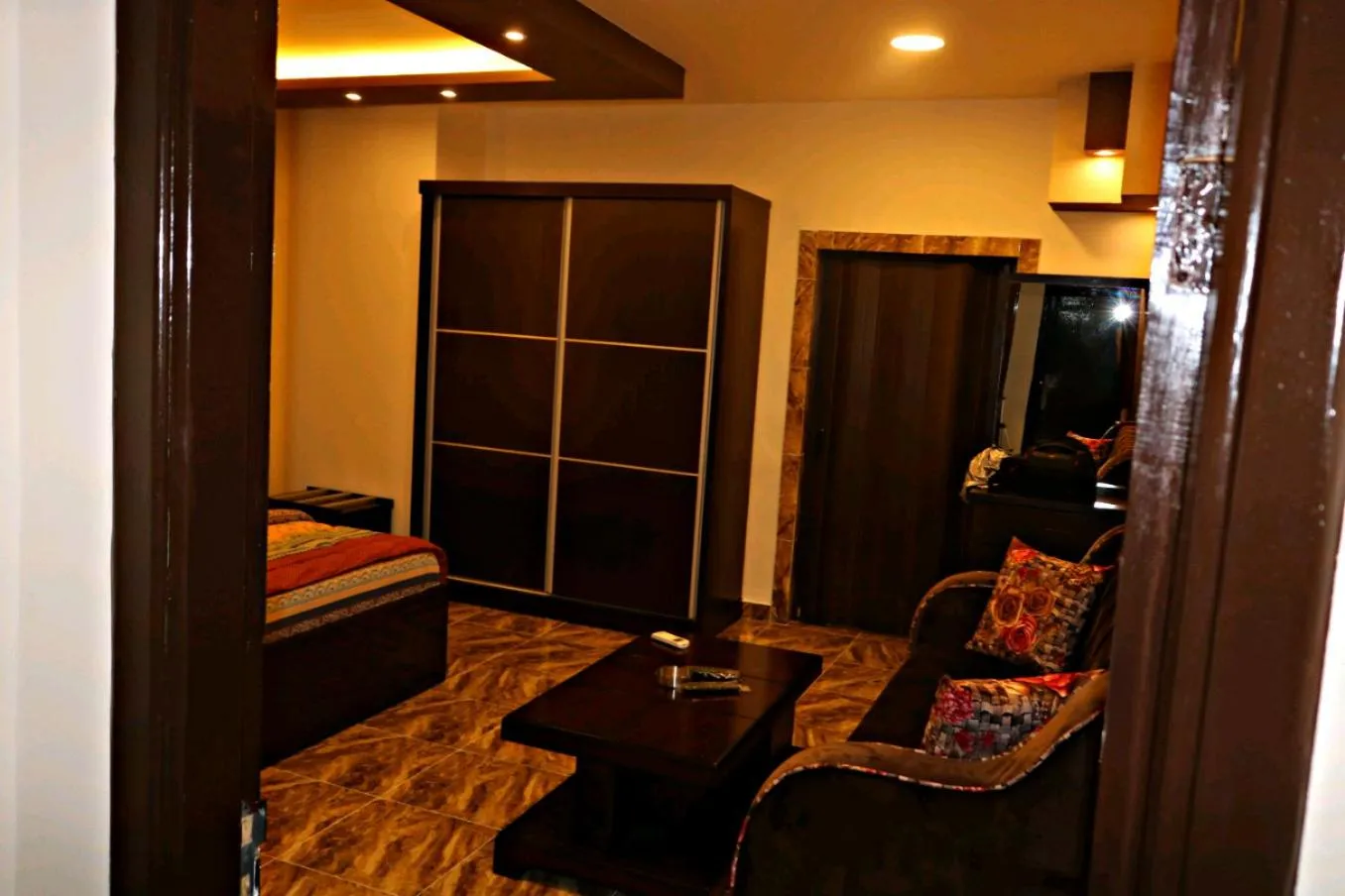 Decorative detail in Al Riyati Hotel Apartments