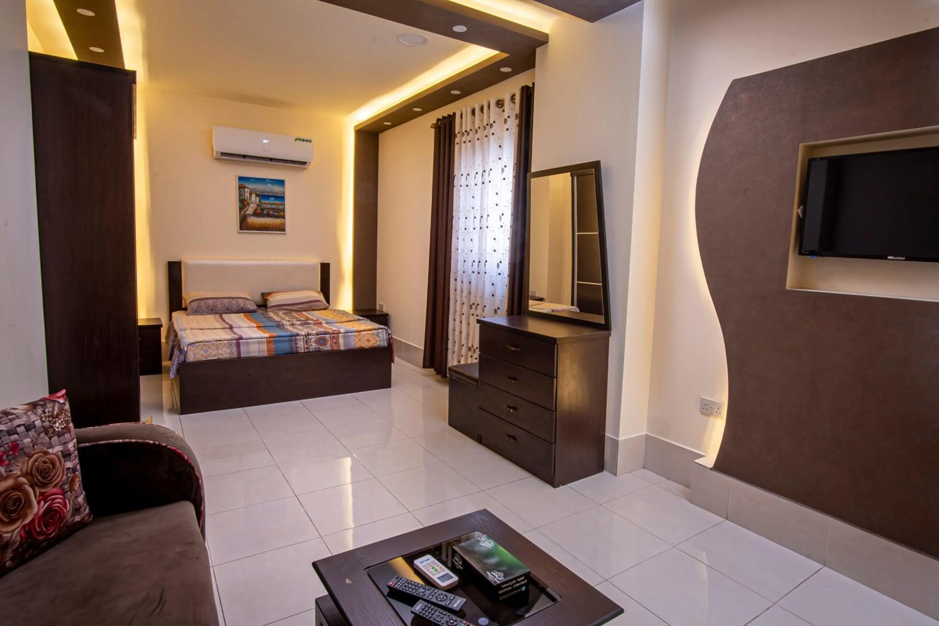 Bedroom in Al Riyati Hotel Apartments