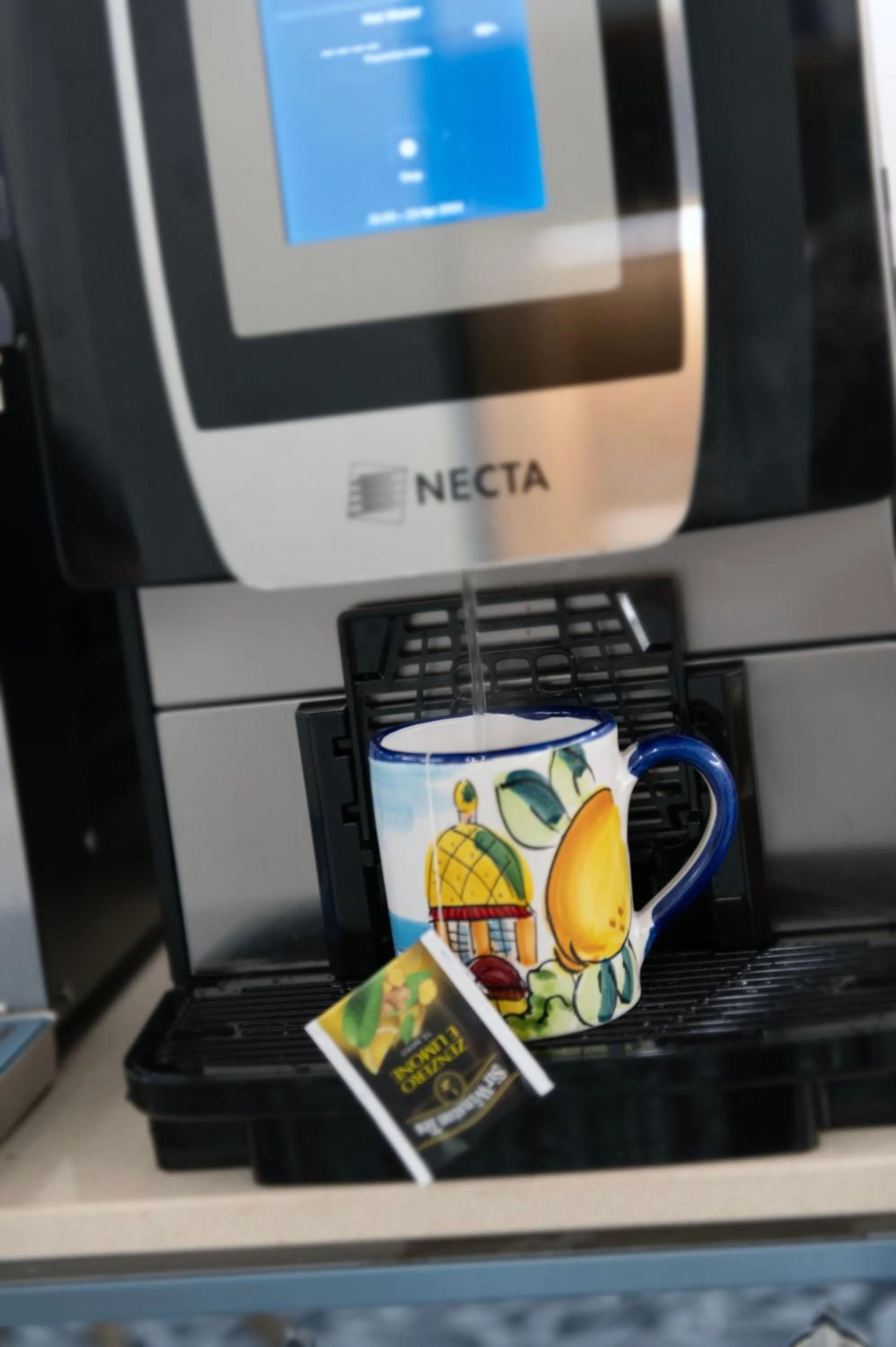 Coffee/tea facilities in B&B Sorrento Central