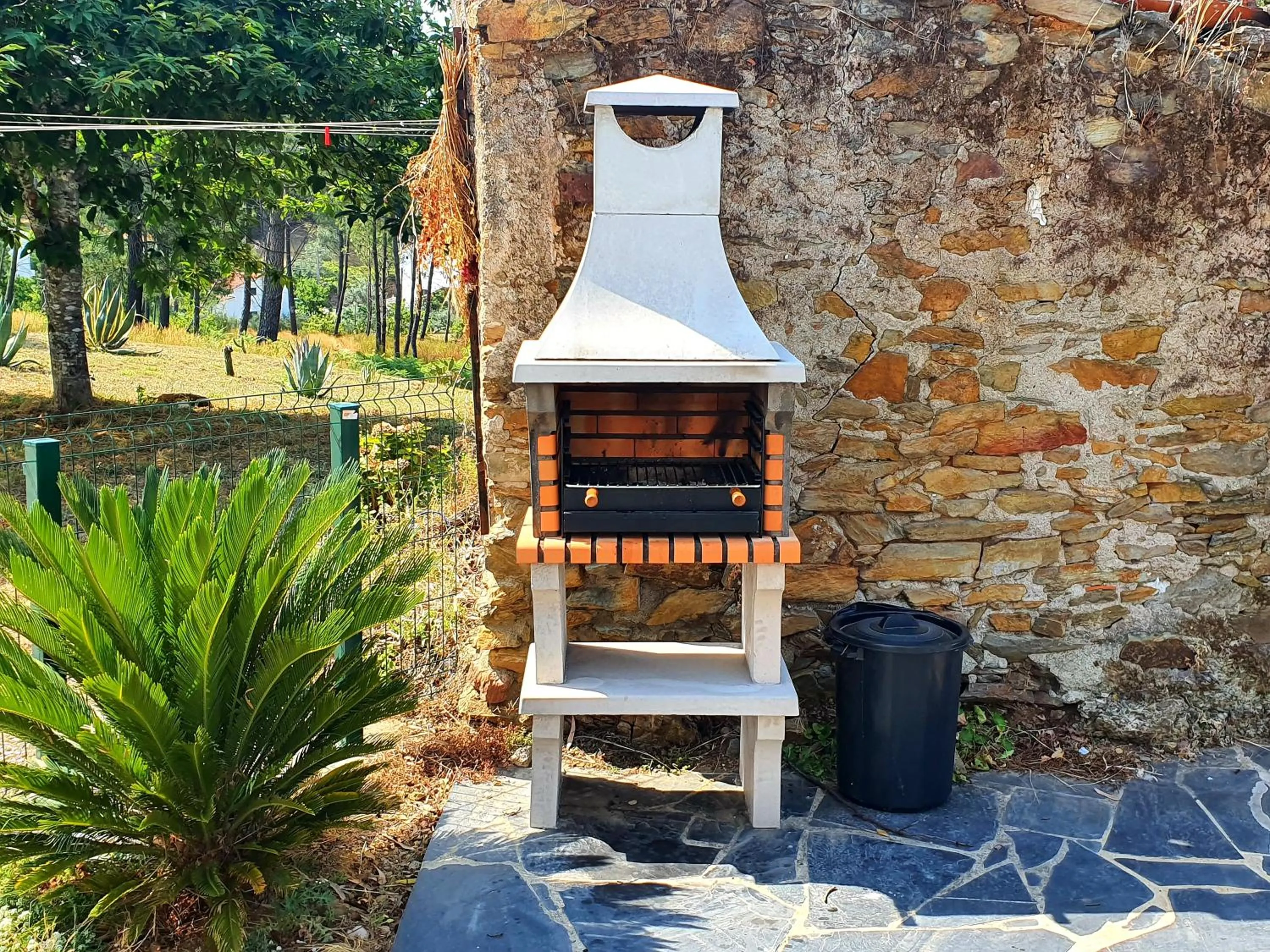 BBQ facilities in Quinta do Castanheiro