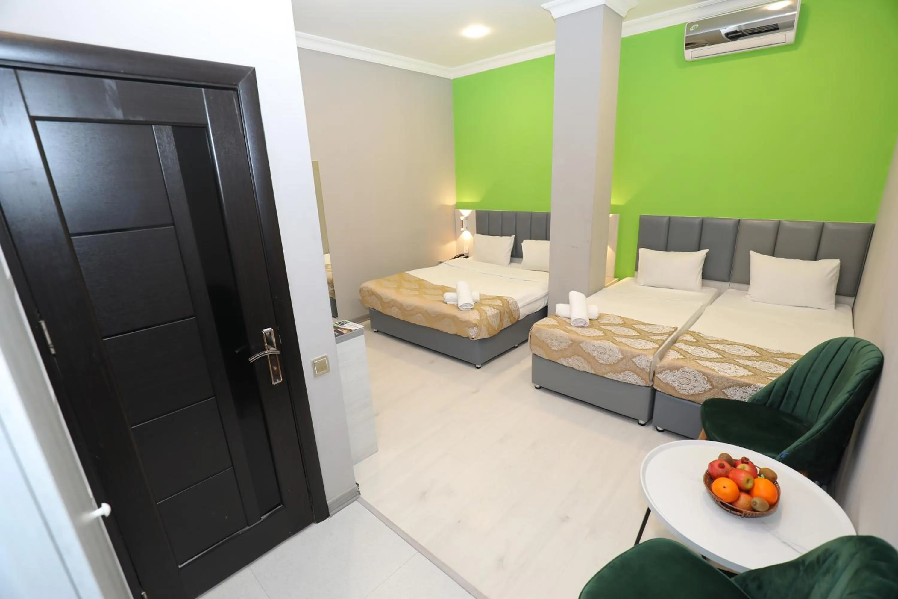 Photo of the whole room, Bed in Istanbul Gold Hotel Baku