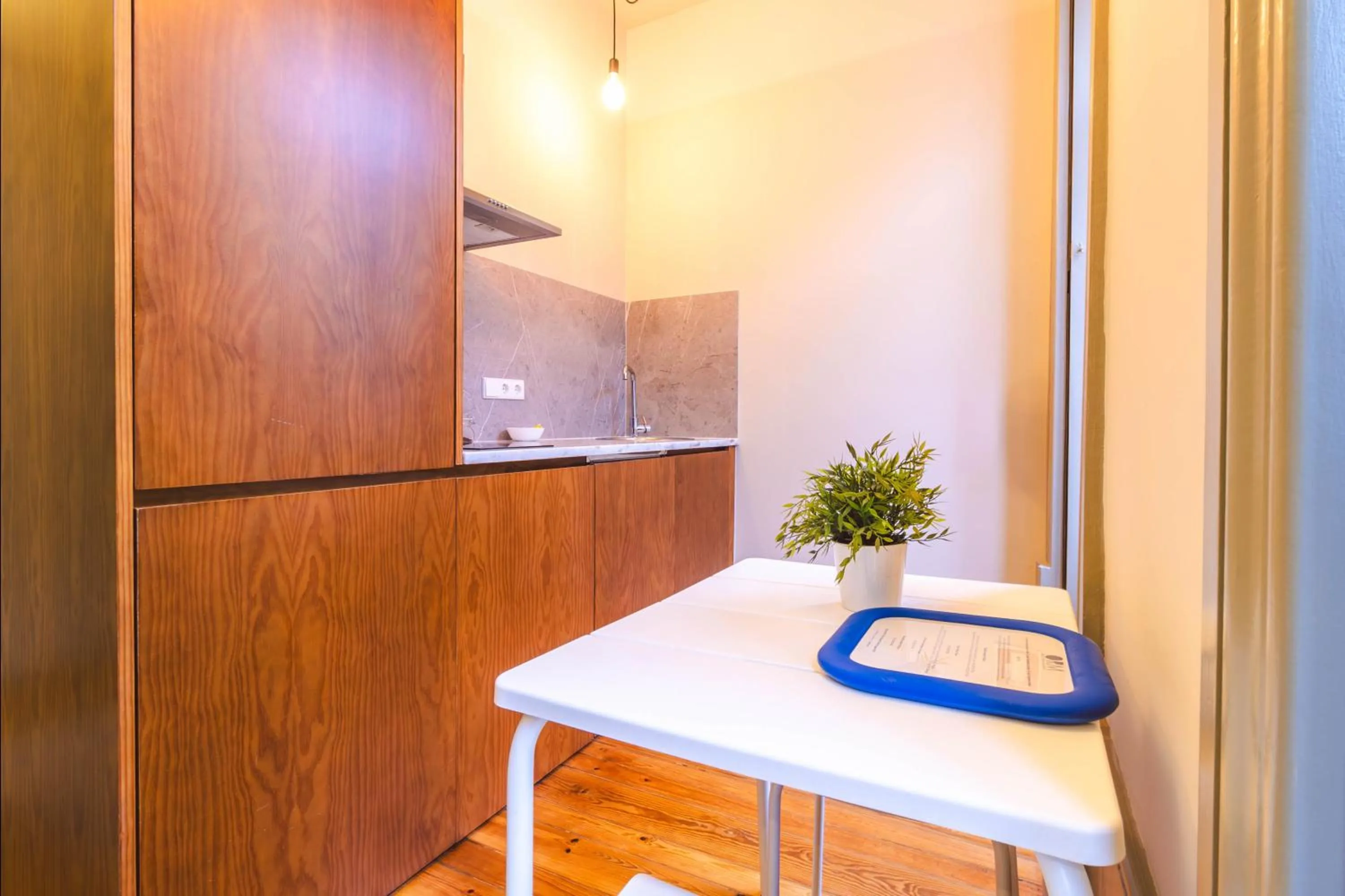 Kitchen or kitchenette in ORM - Bolhao Apartments