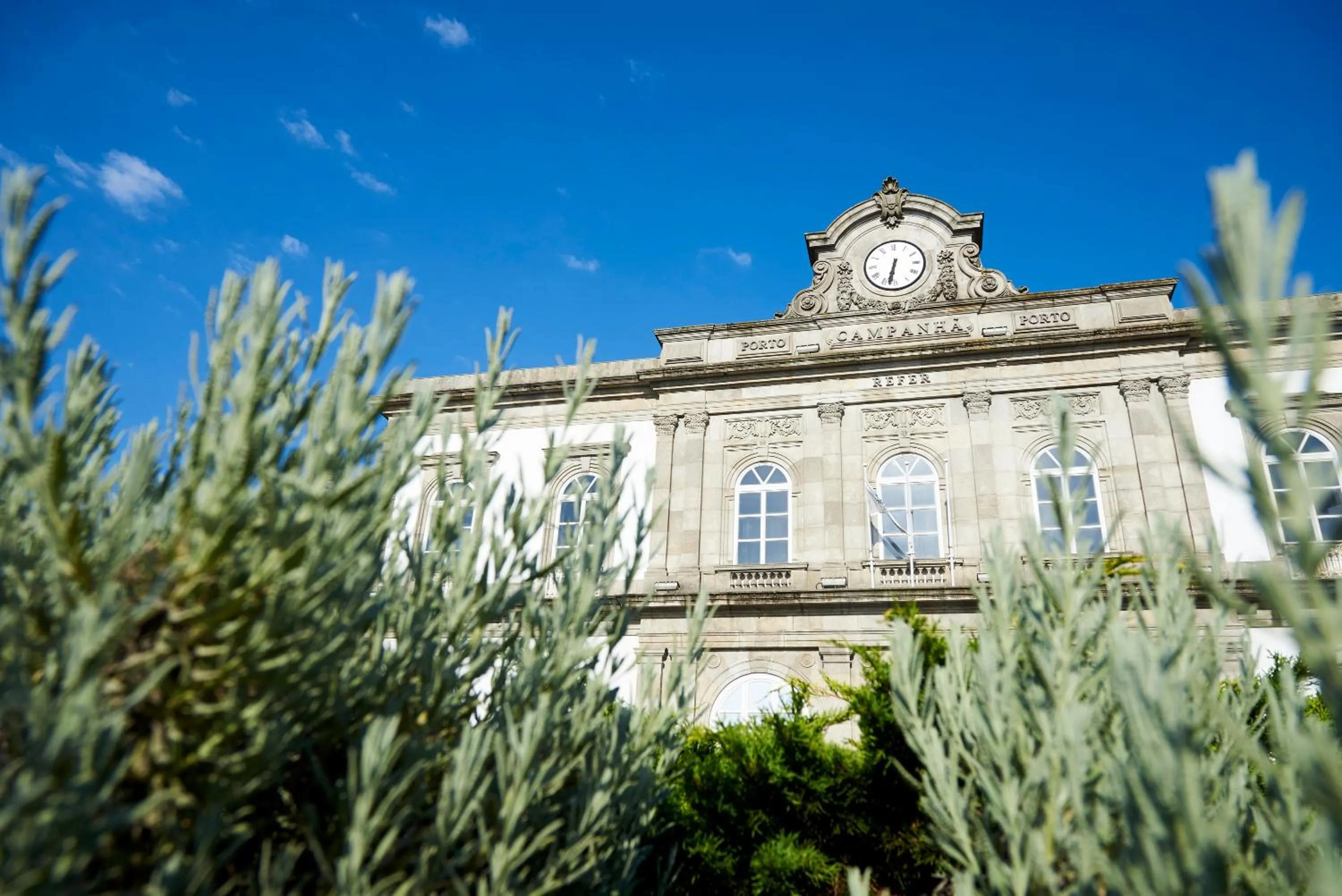 Nearby landmark in Pause Apartments