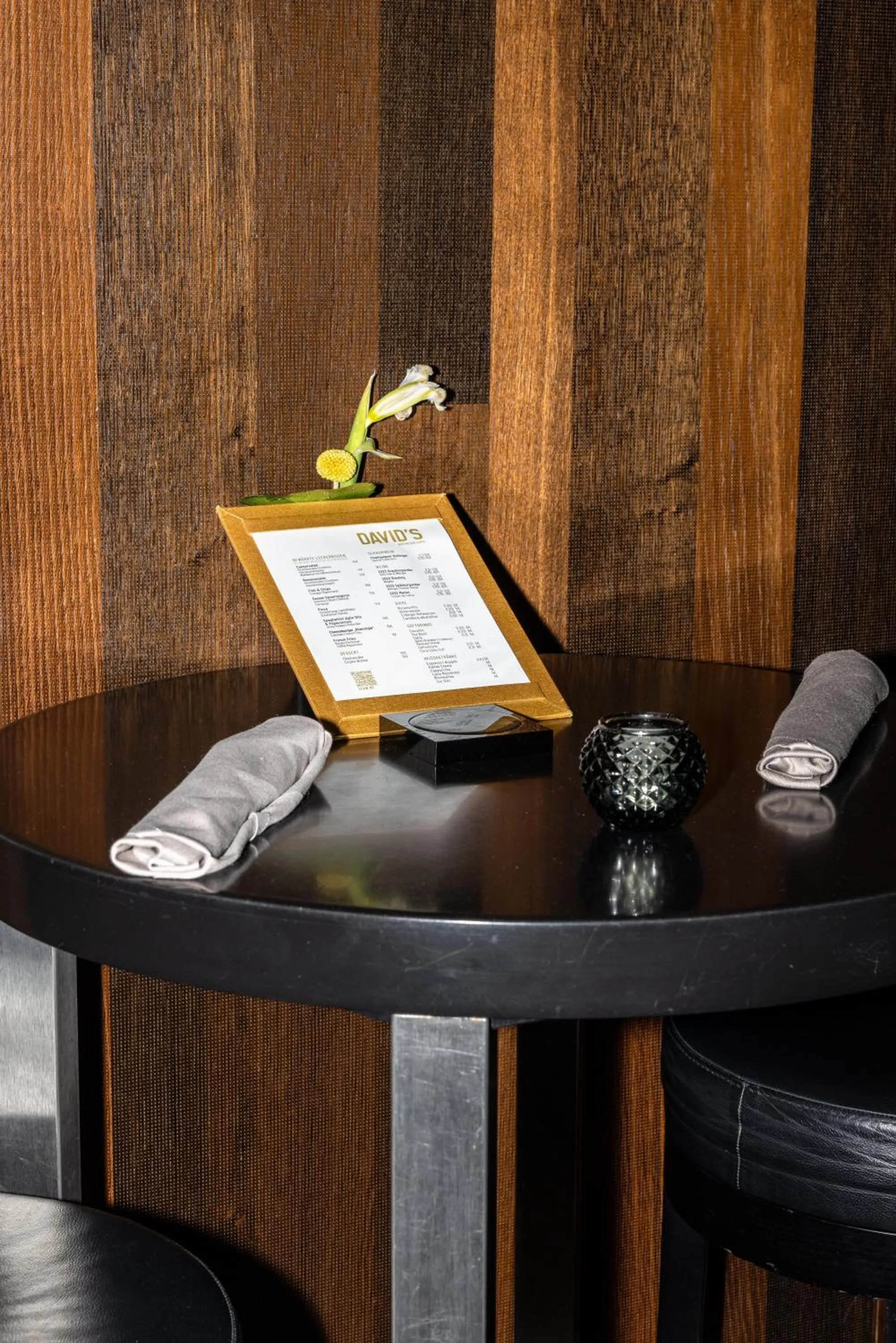 Lounge or bar in Empire Riverside Hotel