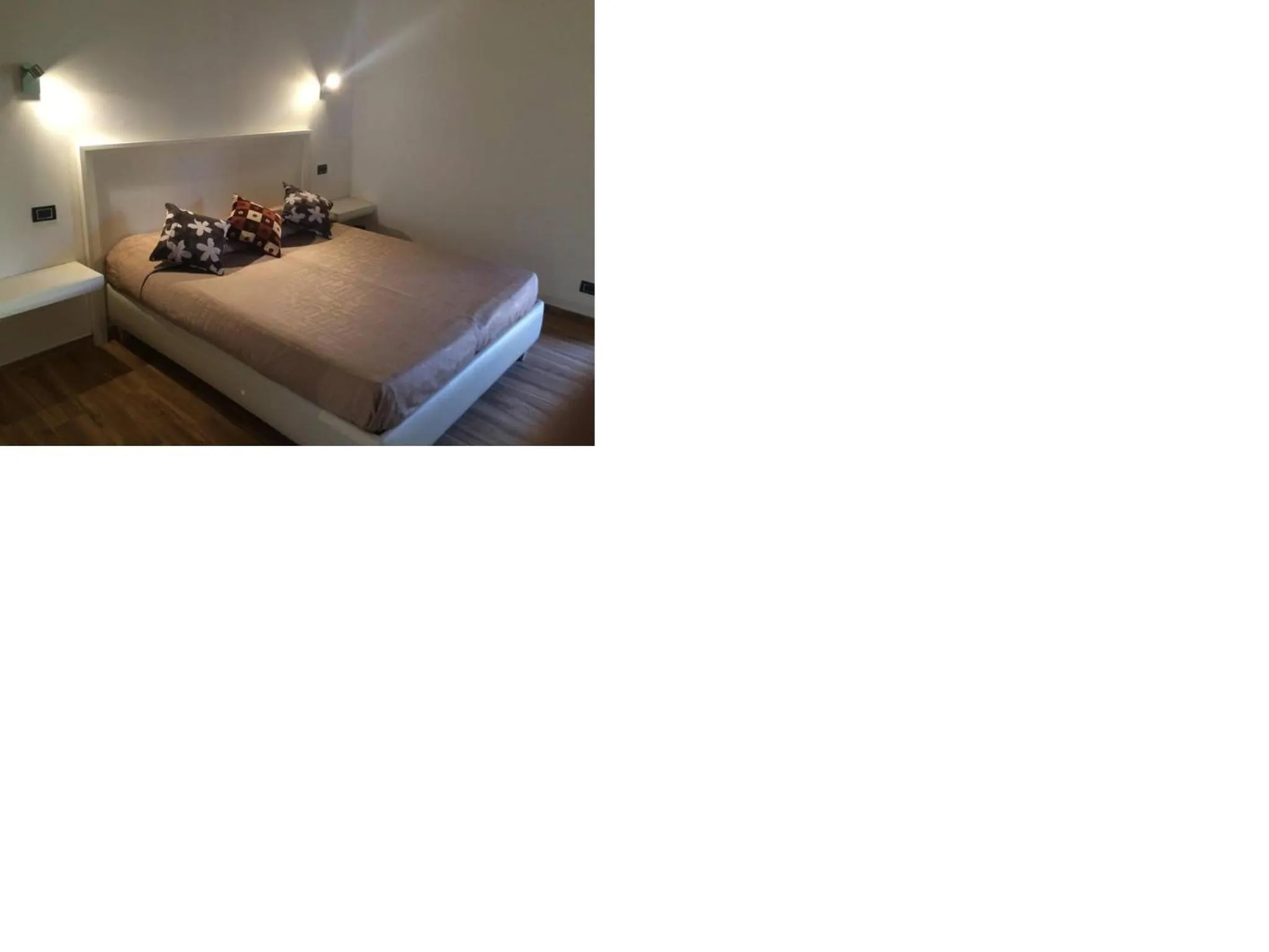 Photo of the whole room, Bed in Villa Amico B&B San Leone