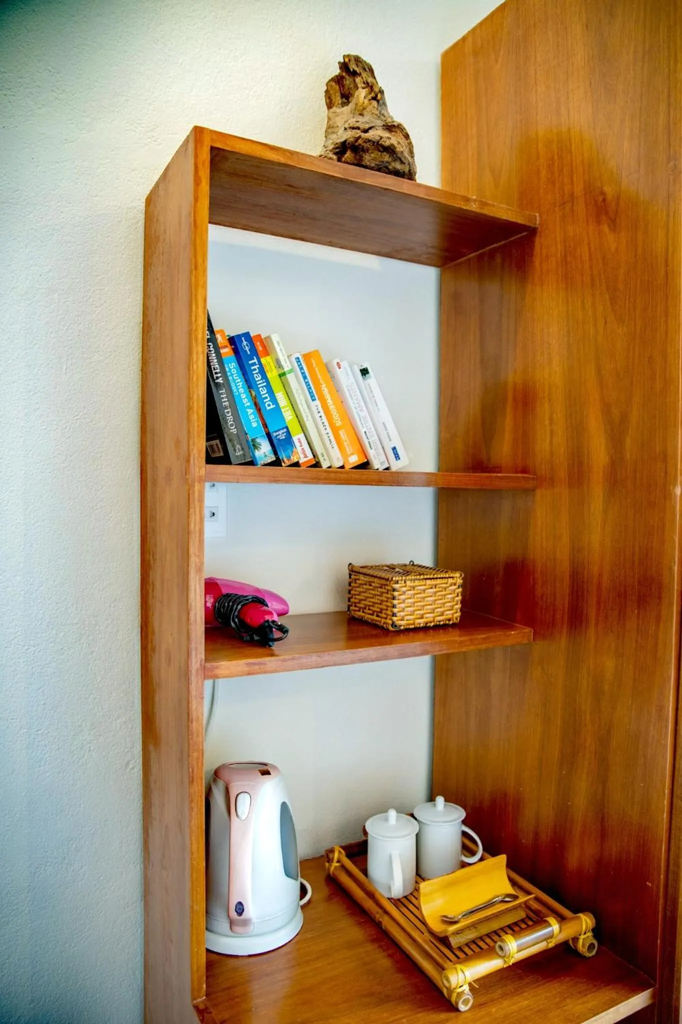 Decorative detail in AnBang Morning Glory Beach Homestay 호이안 안방비치 숙소호텔