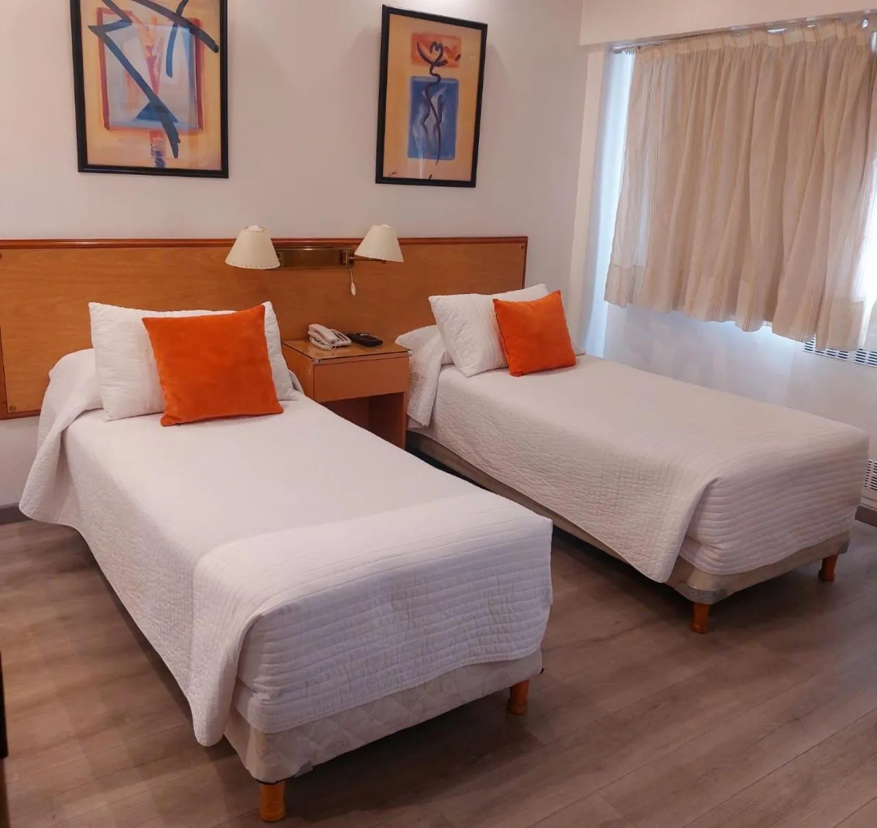 Bed in Sarmiento Palace Hotel