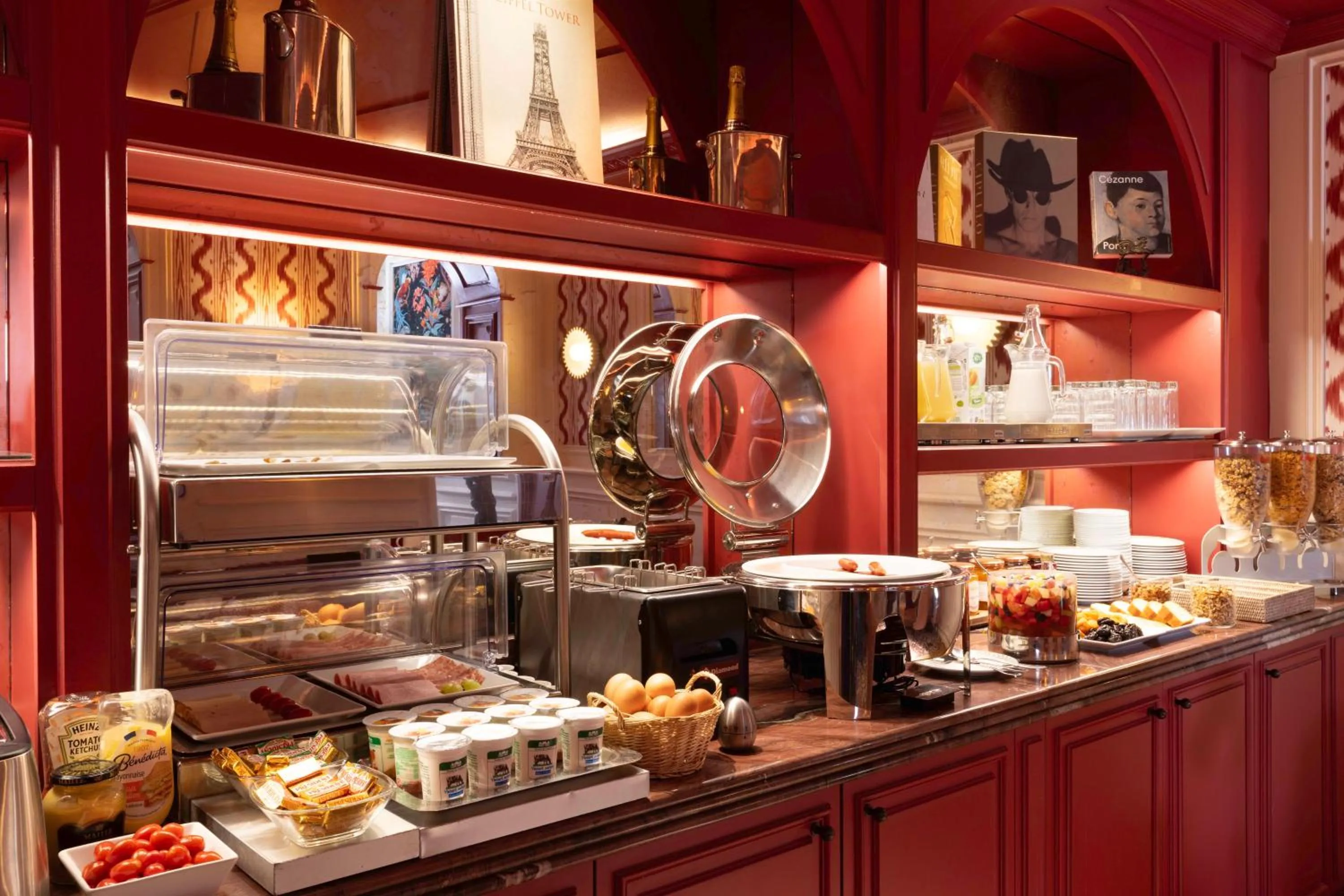 Breakfast in Au Manoir Saint Germain