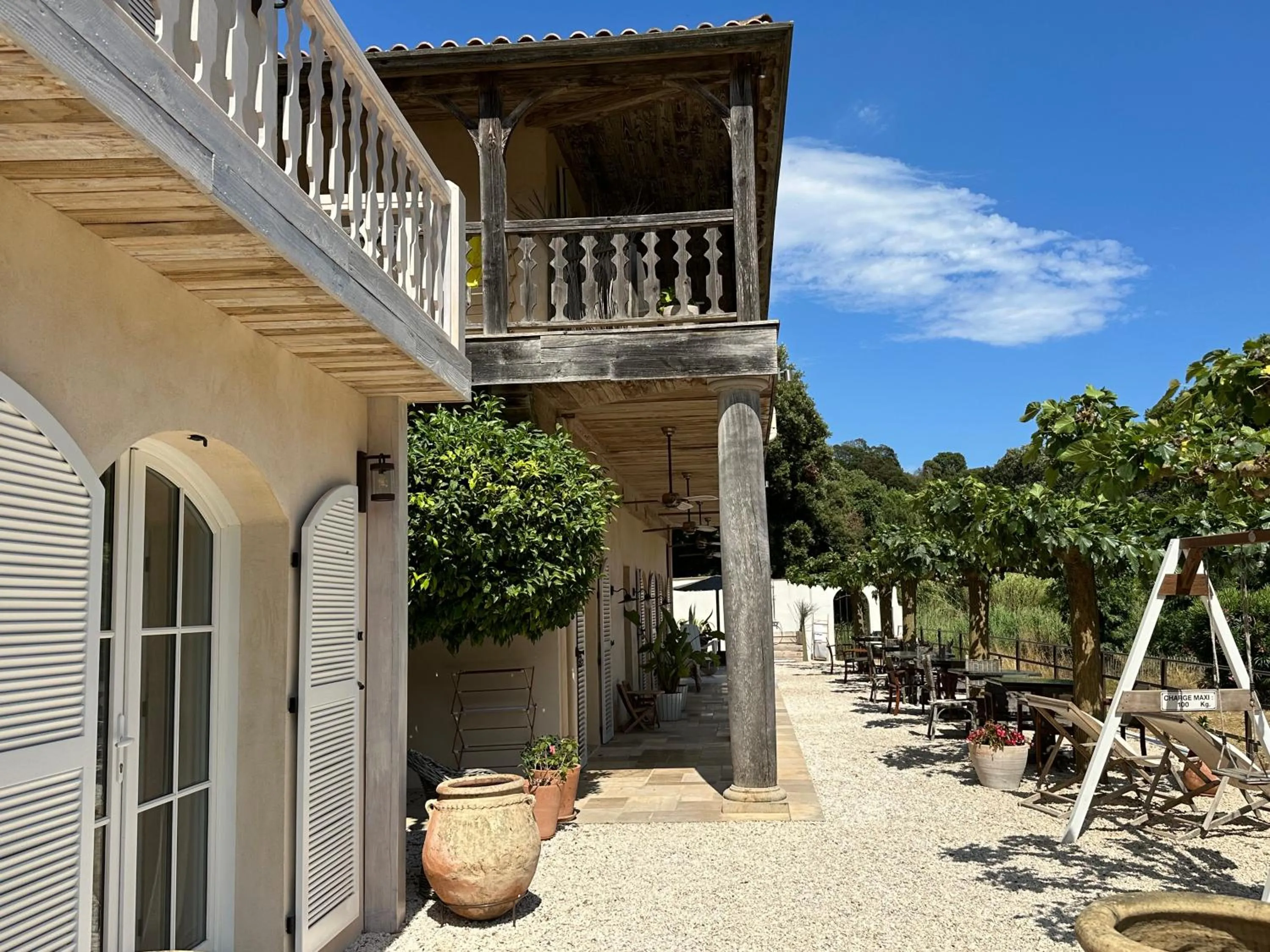 Property building in Le Clos des Sept Palmiers