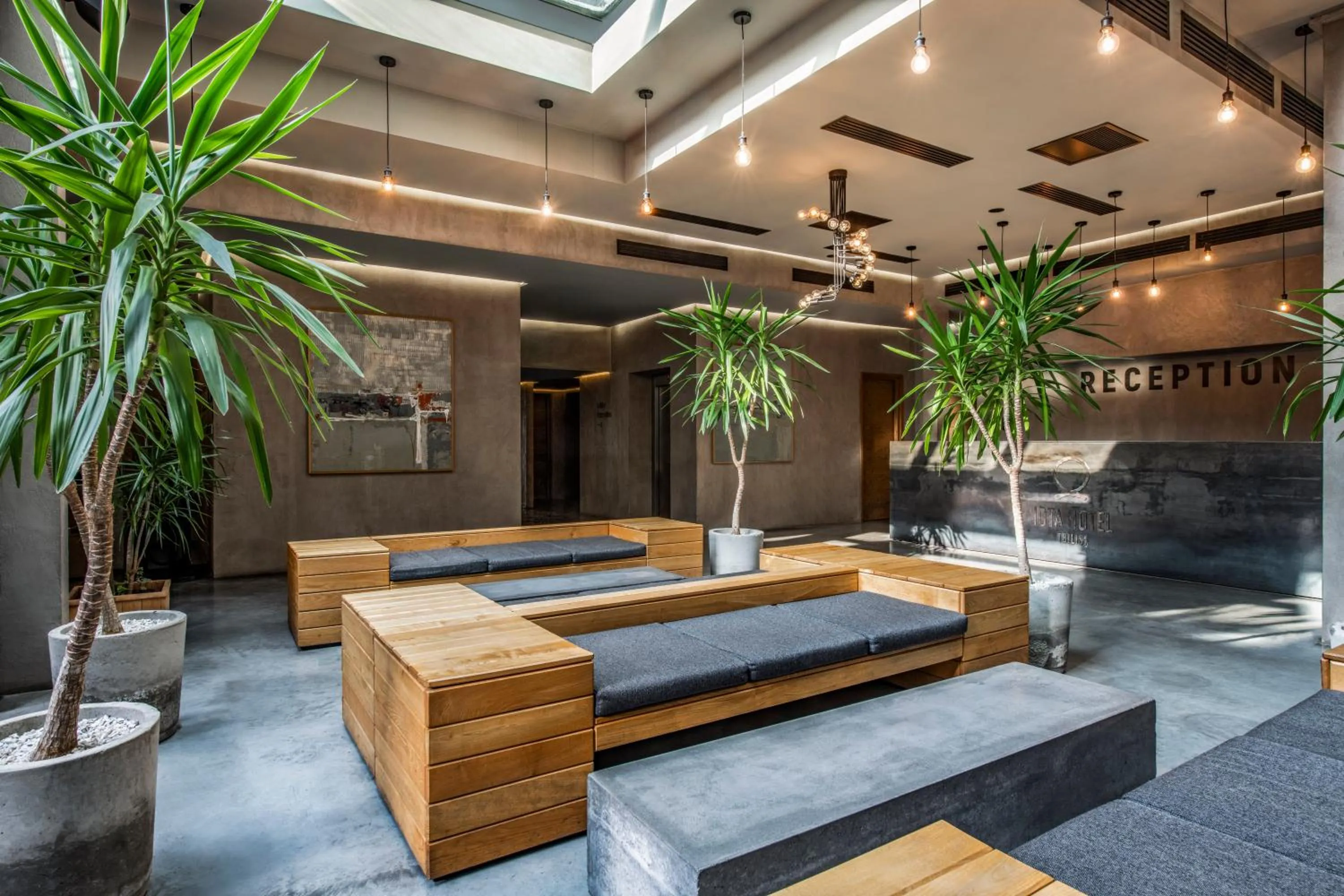 Facade/entrance in IOTA Hotel Tbilisi