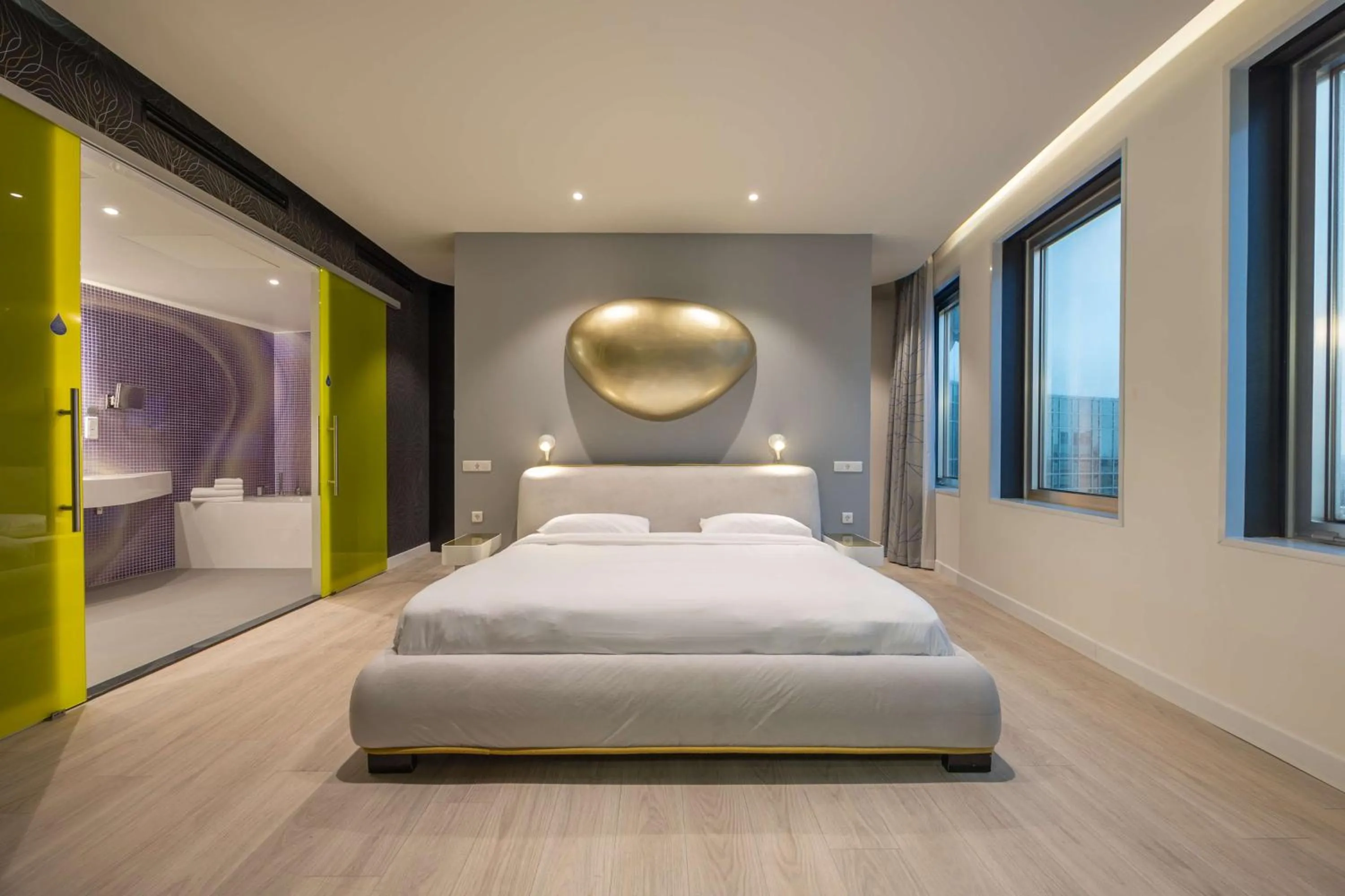 Photo of the whole room, Bed in Park Inn by Radisson Amsterdam City West