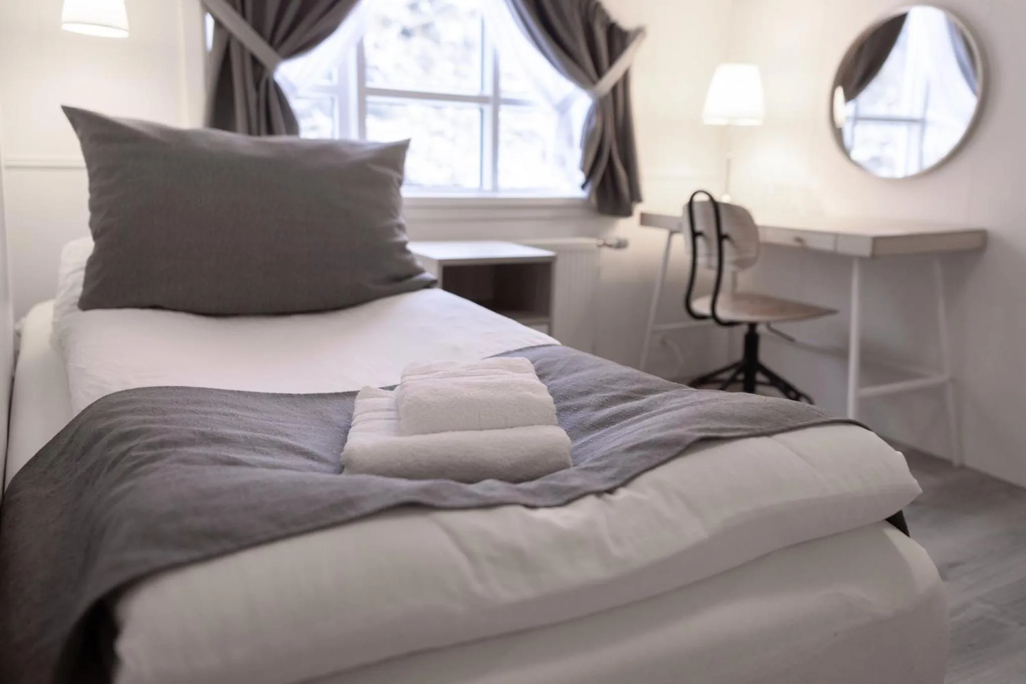 Bedroom, Bed in Miðhraun - Lava resort & Restaurant