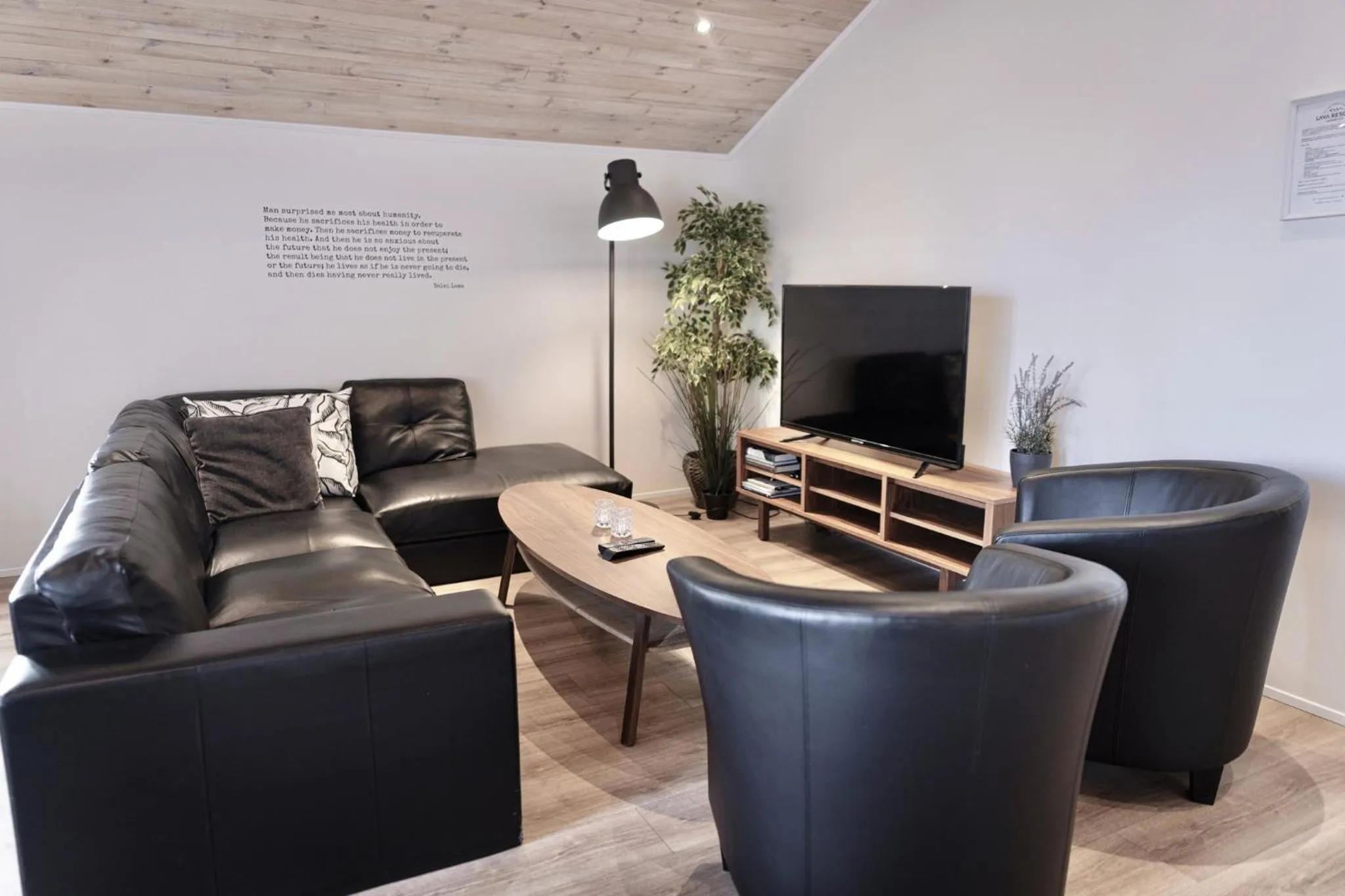 Living room in Miðhraun - Lava resort & Restaurant