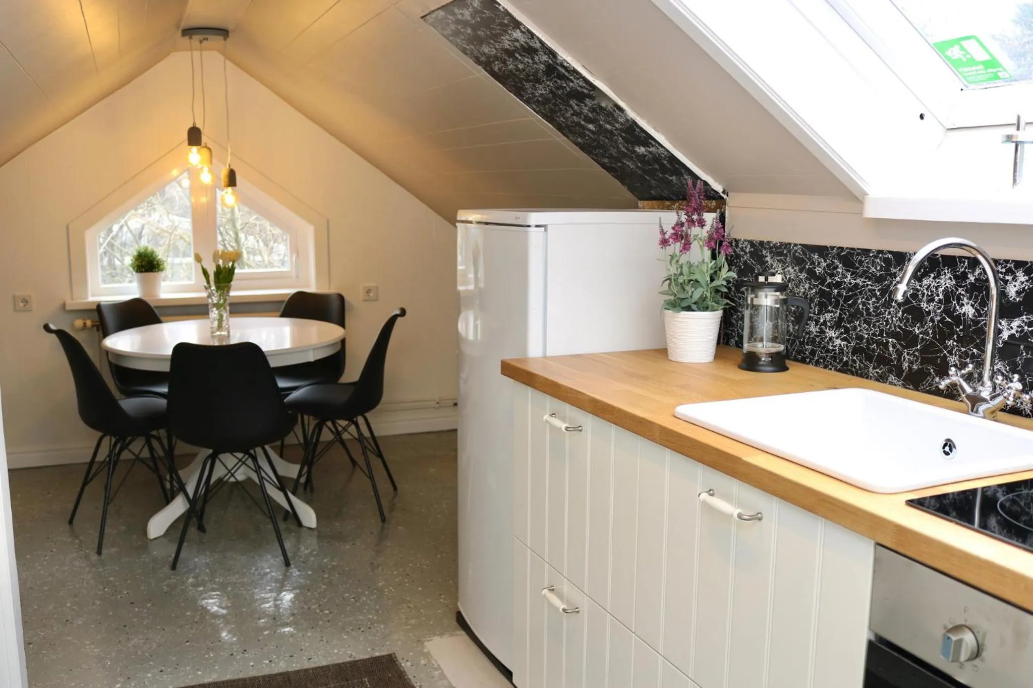 Kitchen or kitchenette in Miðhraun - Lava resort & Restaurant