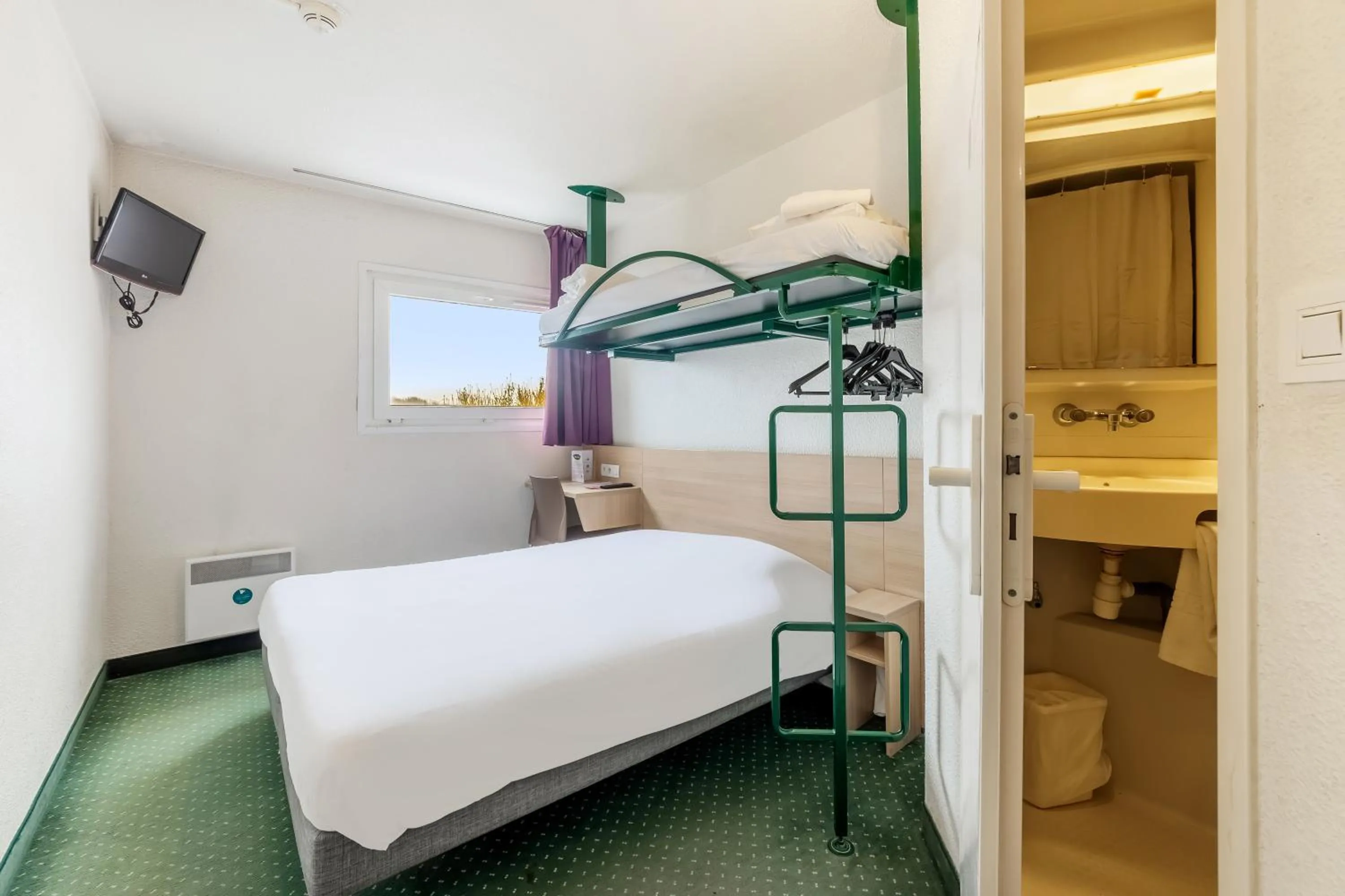 Bed in Mister Bed Chambray Les Tours