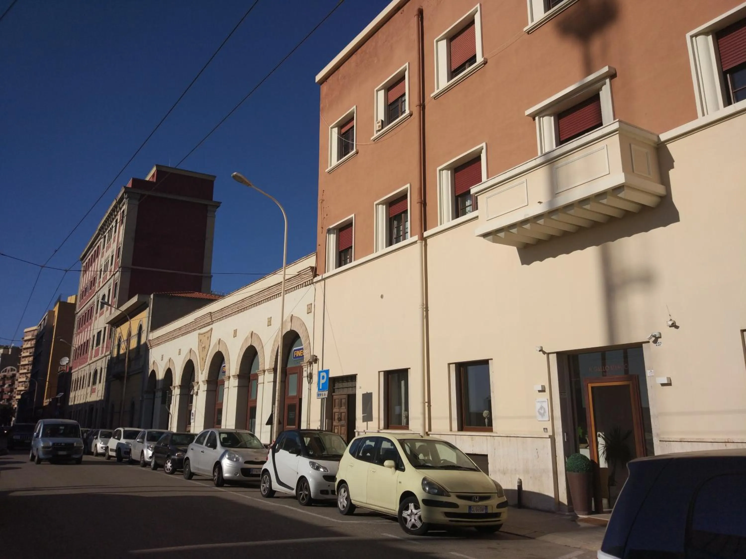 Property building in Spacebility City - self check-in