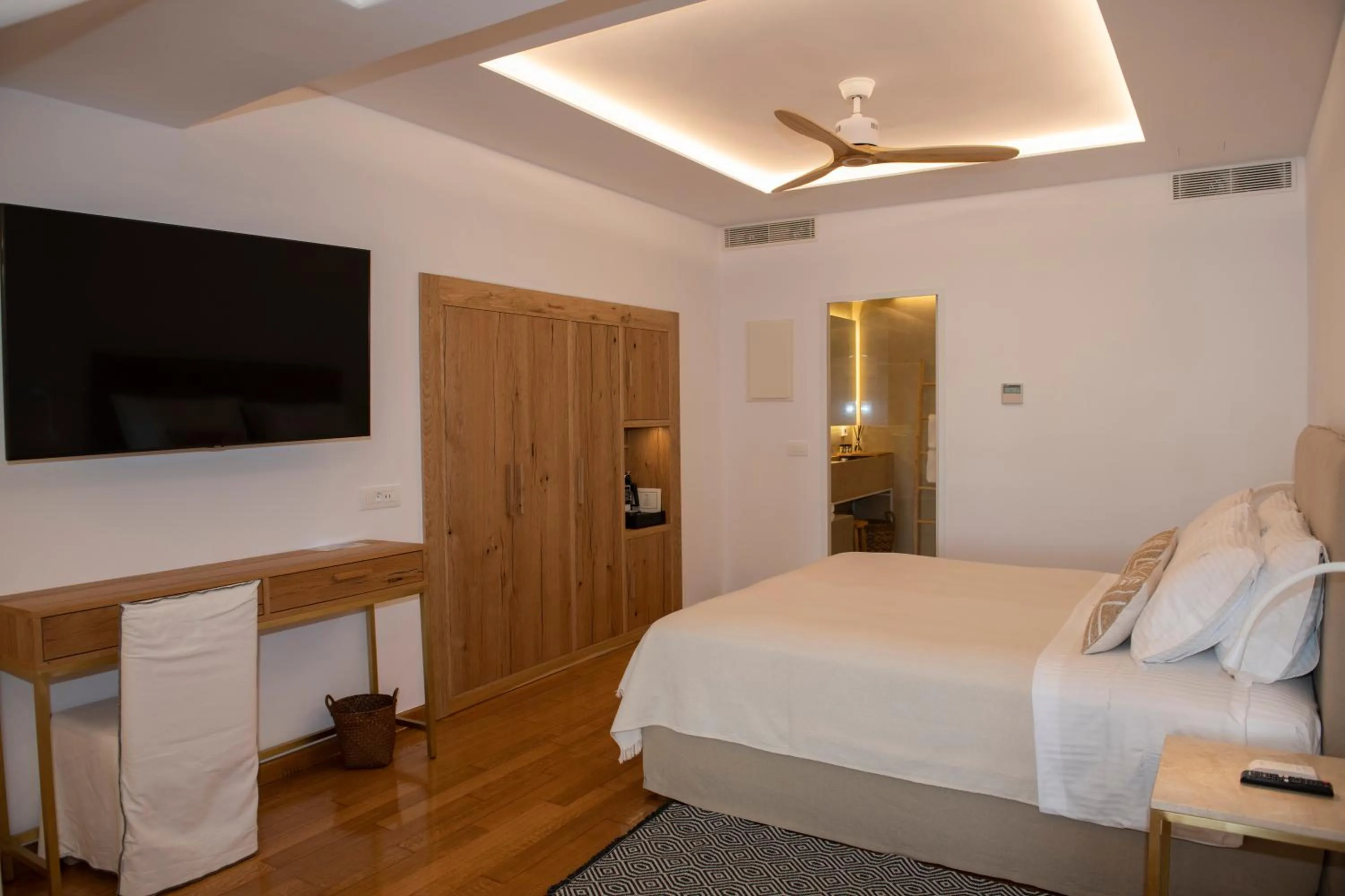 Bedroom, Bed in Elena Hotel Mykonos