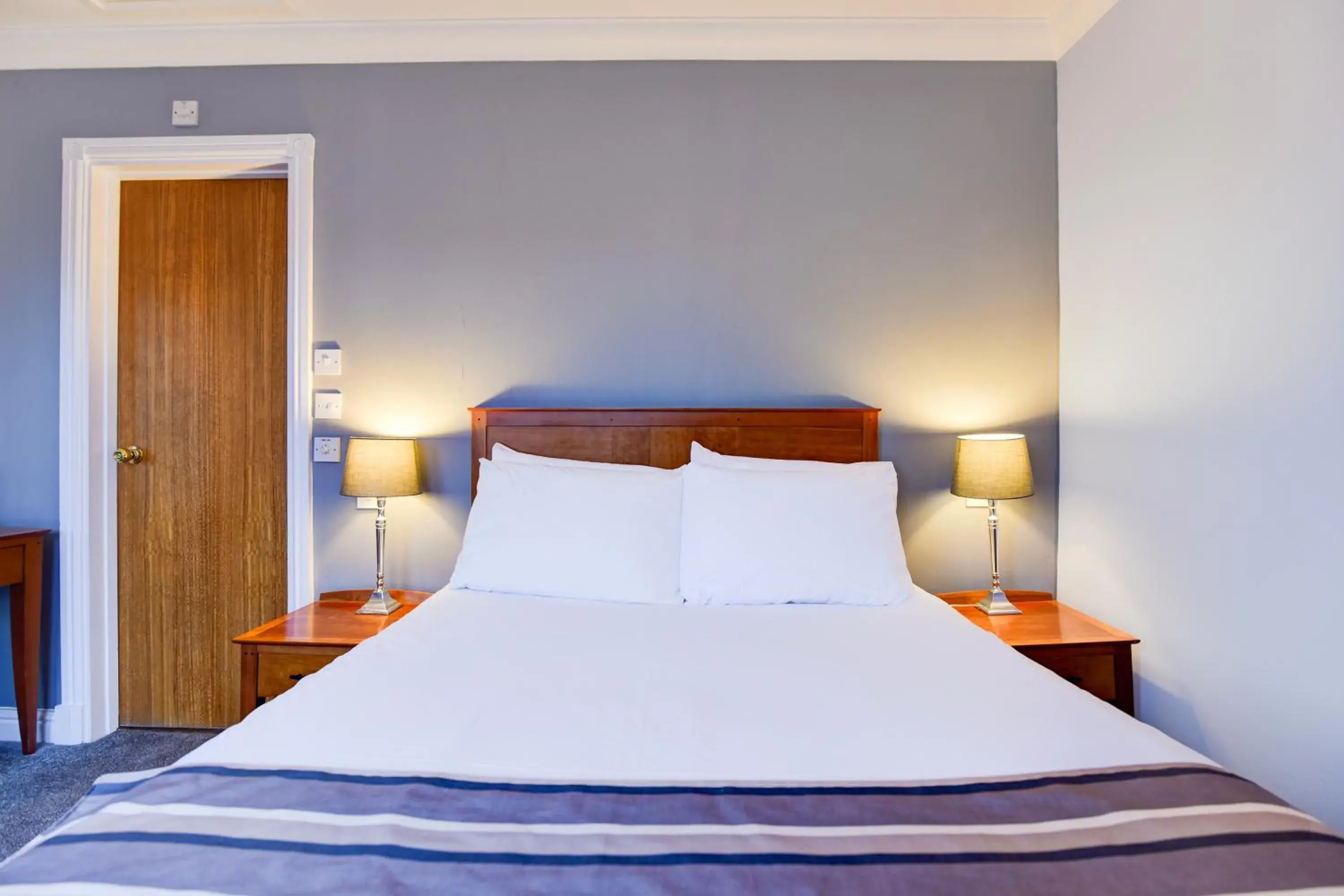 Double Room - Disability Access in Aston Court Derby City Centre by Belvilla Double Room - Disability Access in Aston Court Derby City Centre by Belvilla