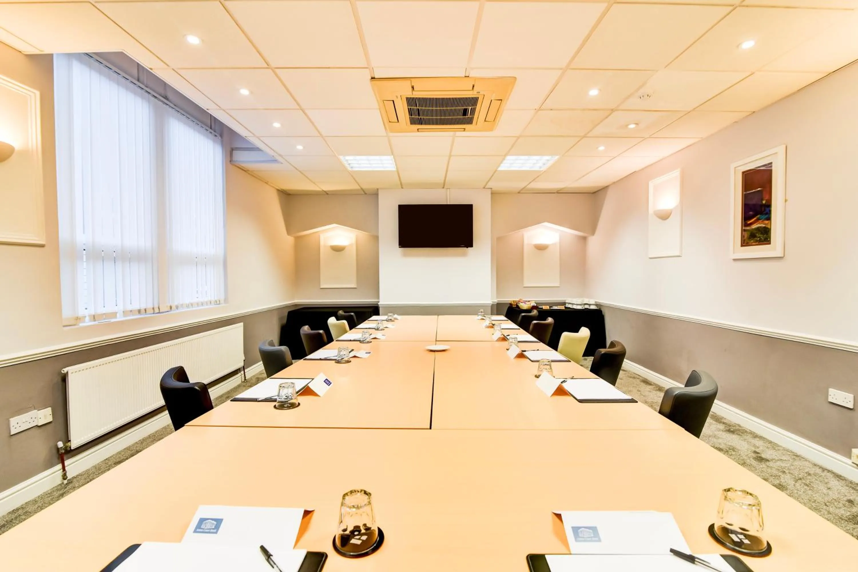 Meeting/conference room in Aston Court Derby City Centre by Belvilla