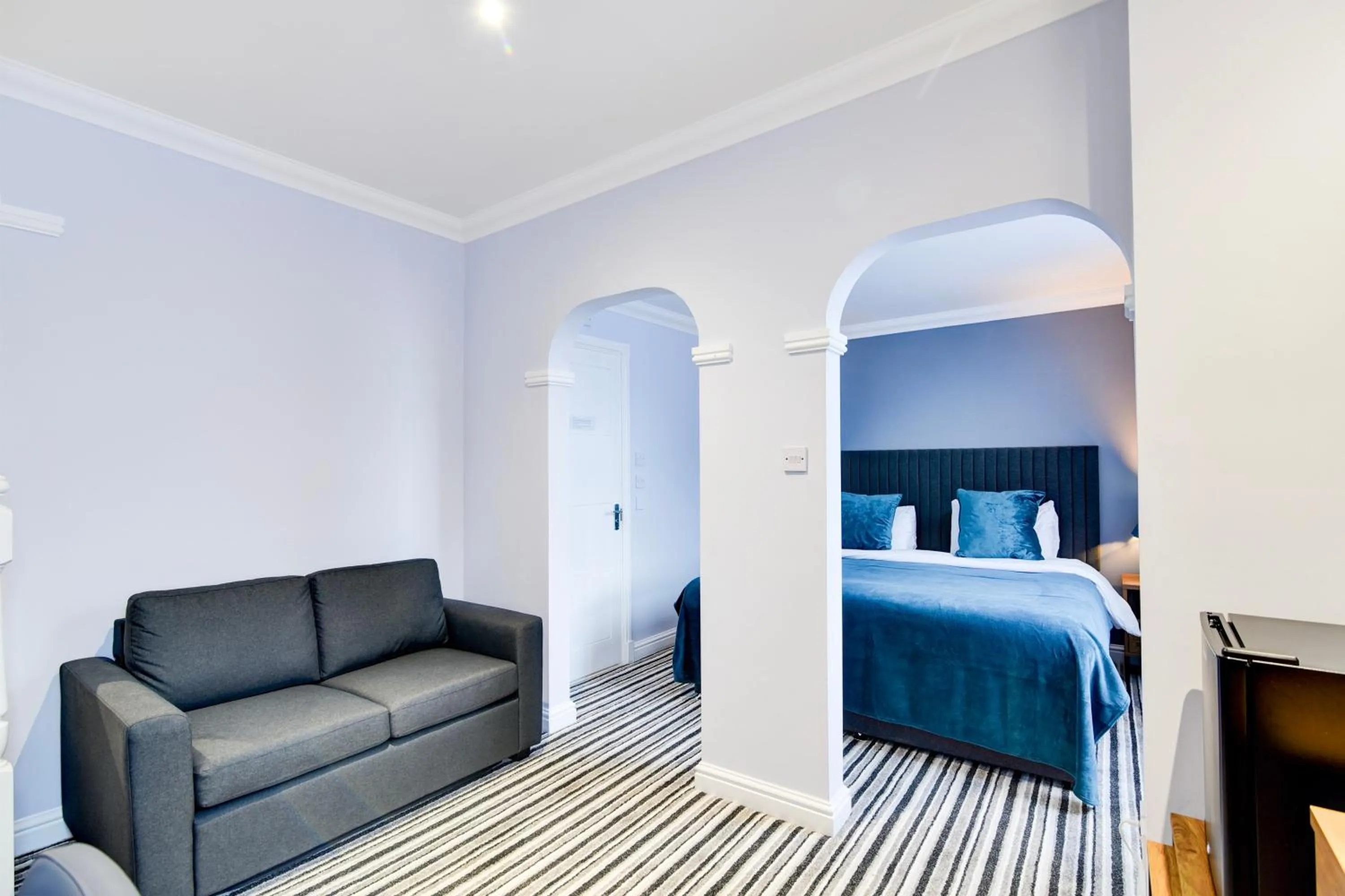 Bedroom, Bed in Aston Court Derby City Centre by Belvilla