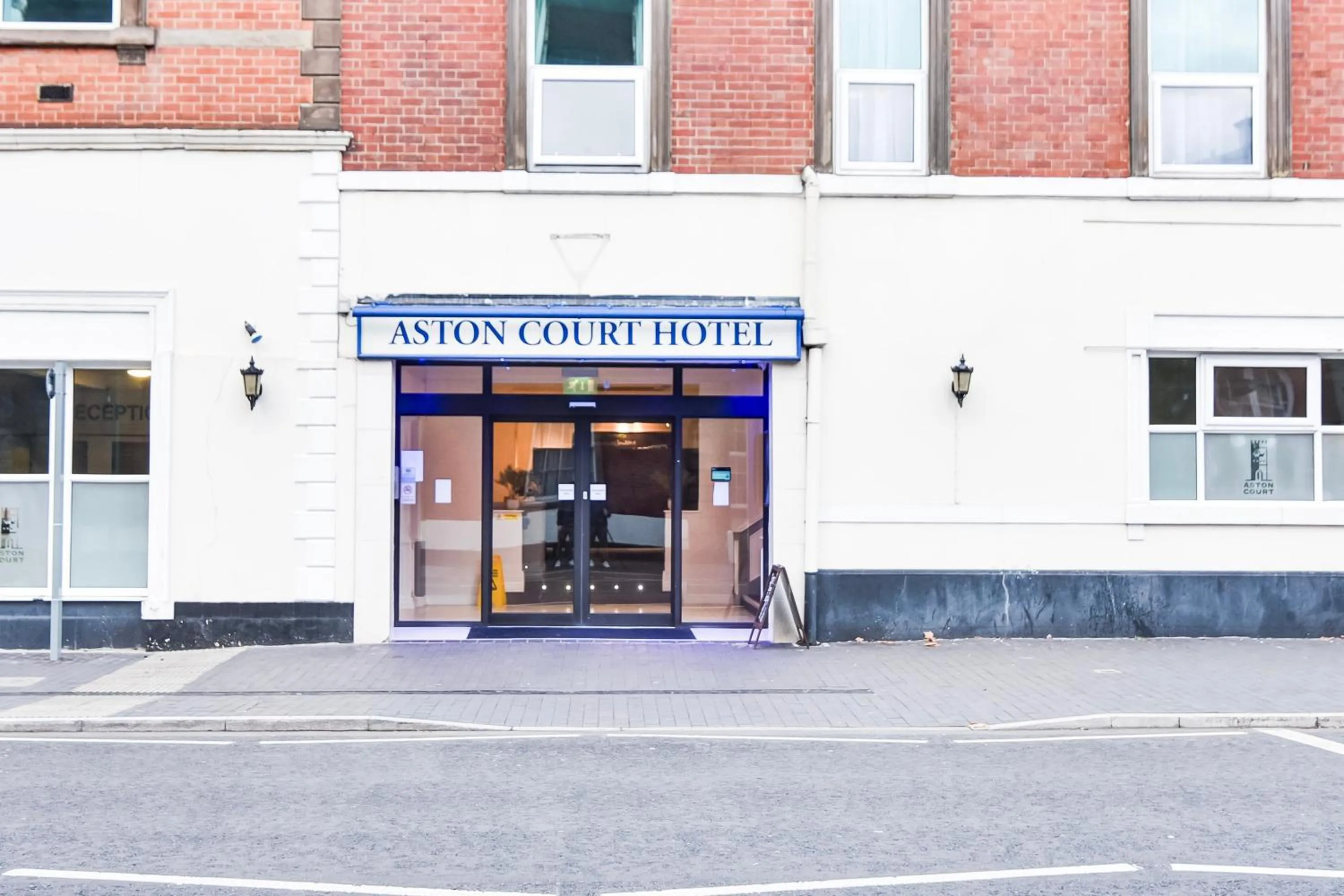 Facade/entrance in Aston Court Derby City Centre by Belvilla