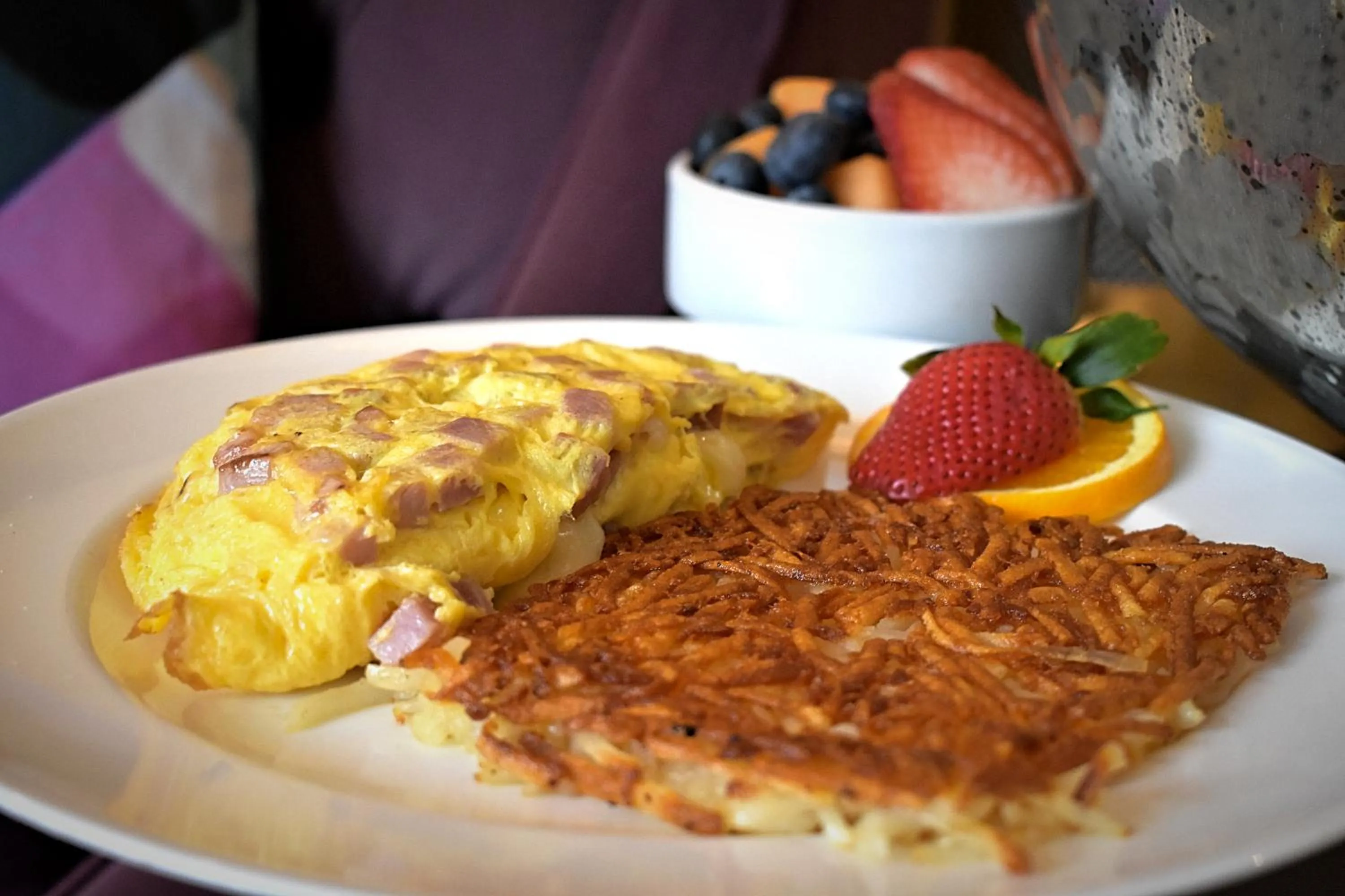 Breakfast in The Current Iowa, Autograph Collection