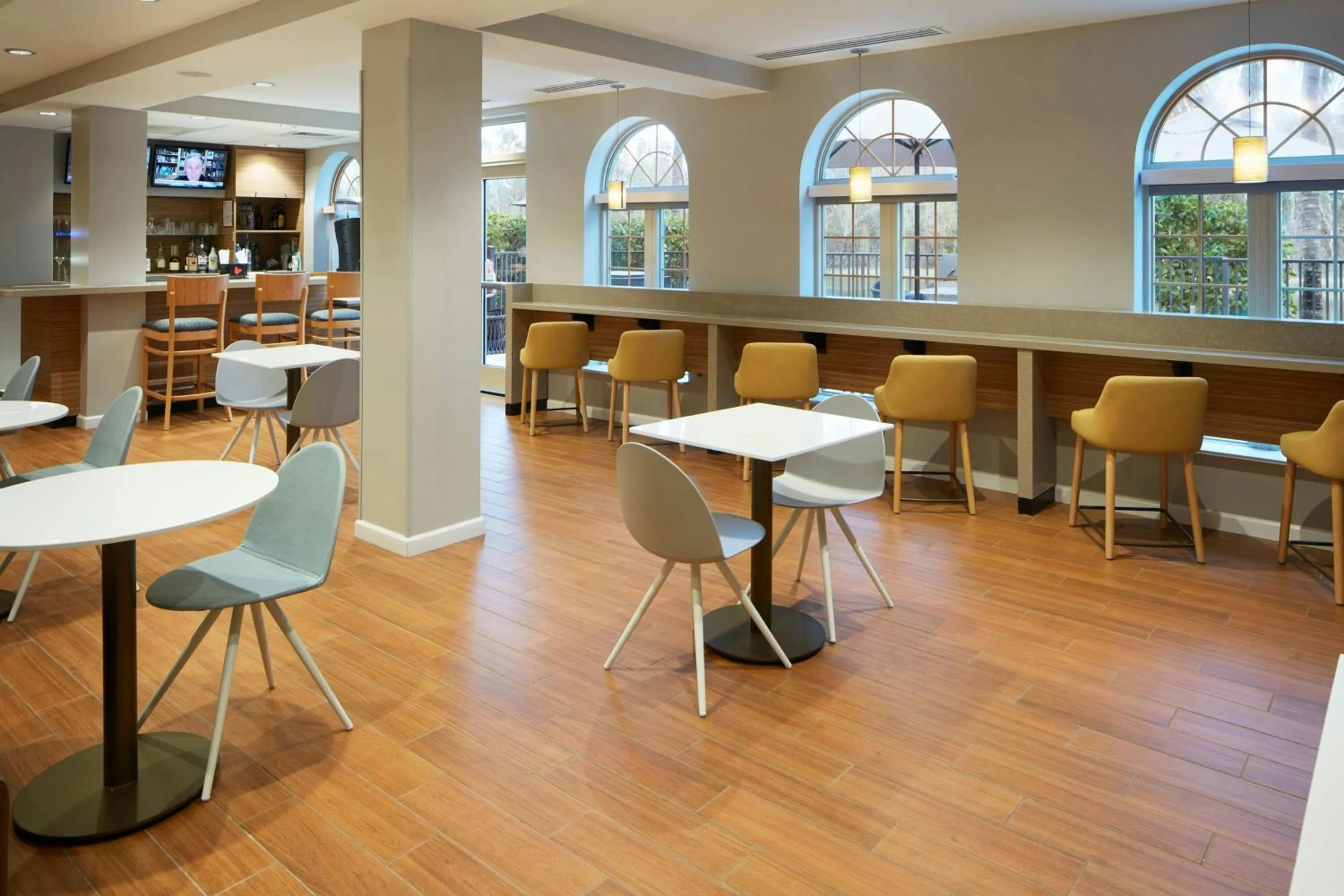 Lounge or bar in TownePlace Suites by Marriott Fort Myers Estero