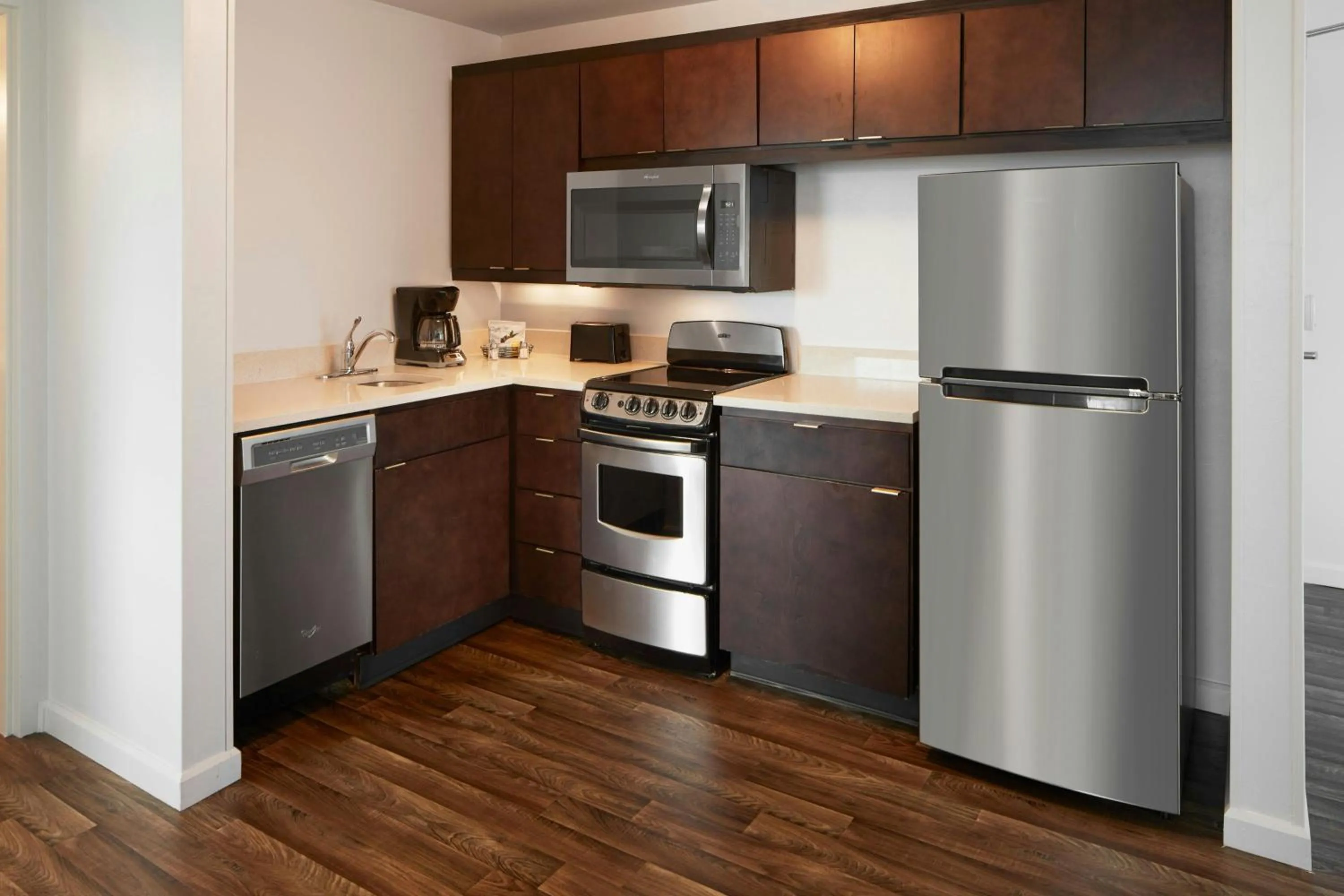Kitchen or kitchenette in TownePlace Suites by Marriott Fort Myers Estero