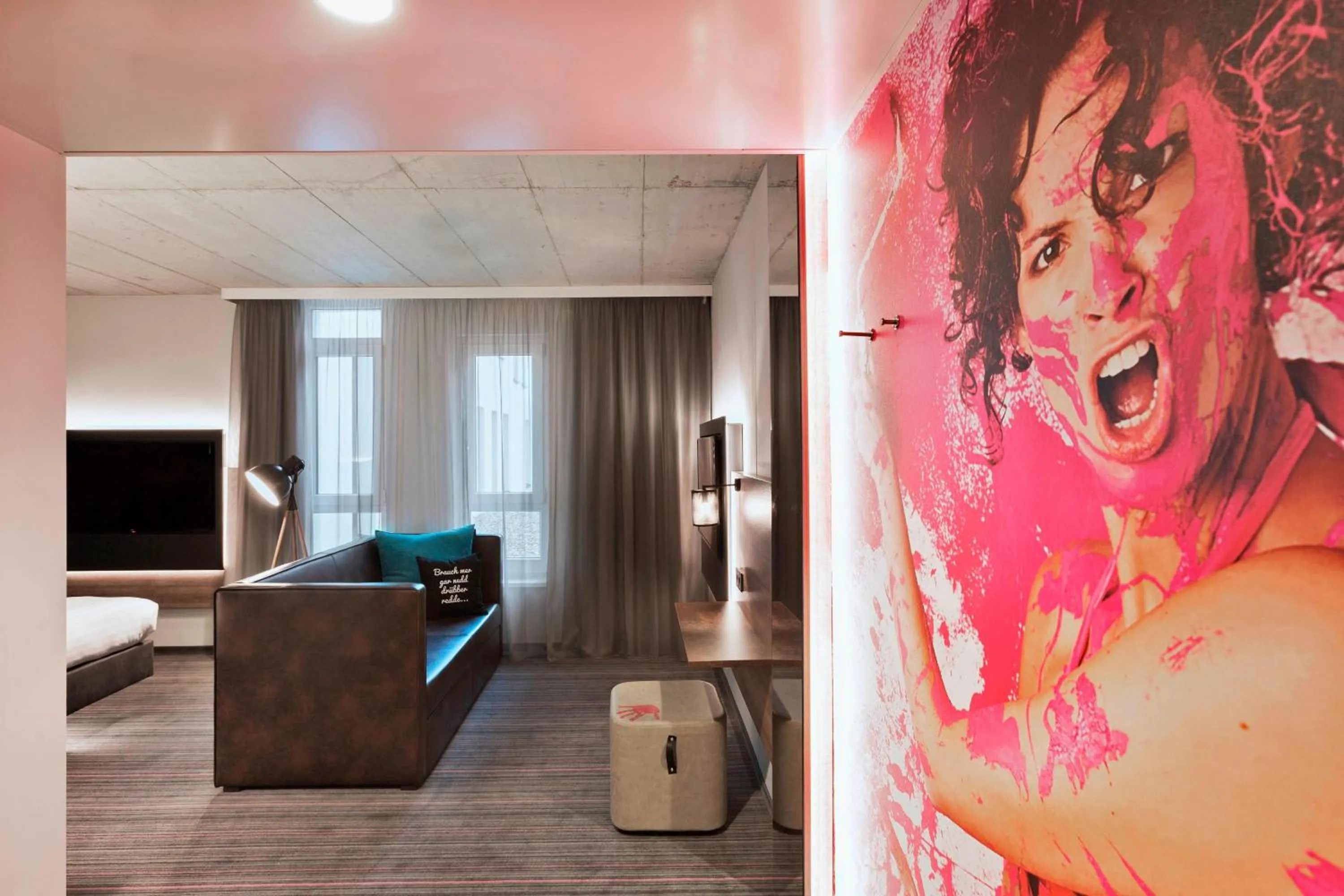 Photo of the whole room, Bed in MOXY Frankfurt East