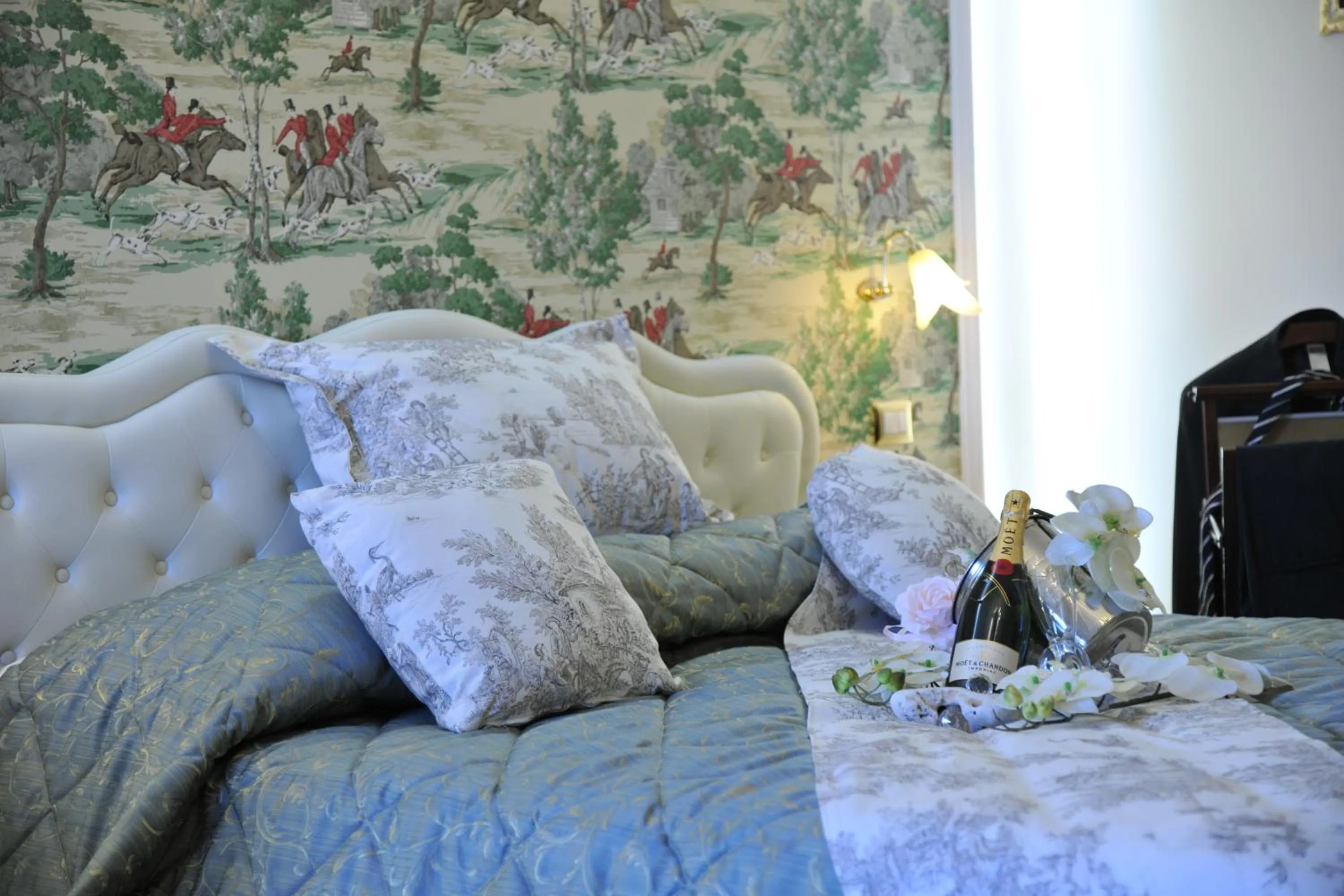 Decorative detail, Bed in B&b Le Cycas