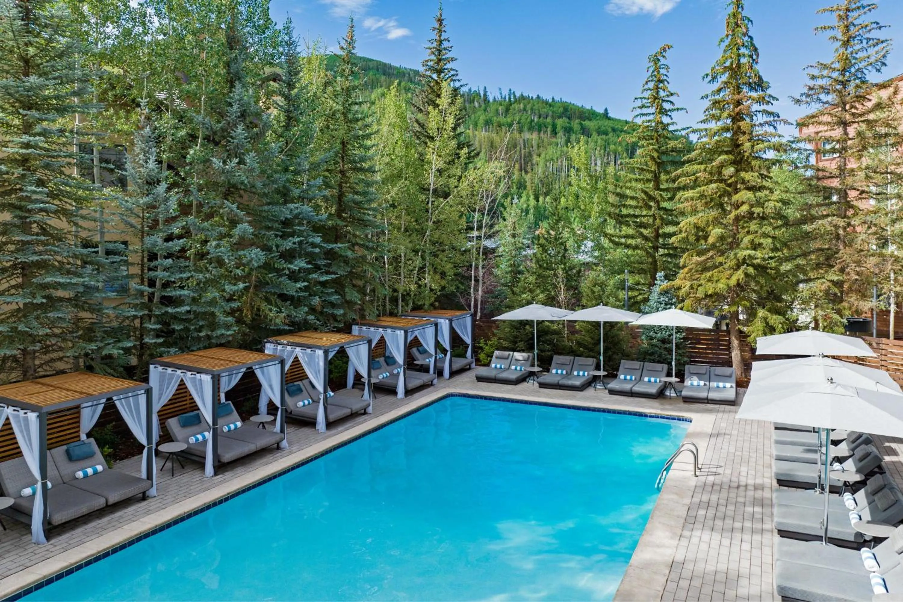 Swimming pool in The Hythe, a Luxury Collection Resort, Vail