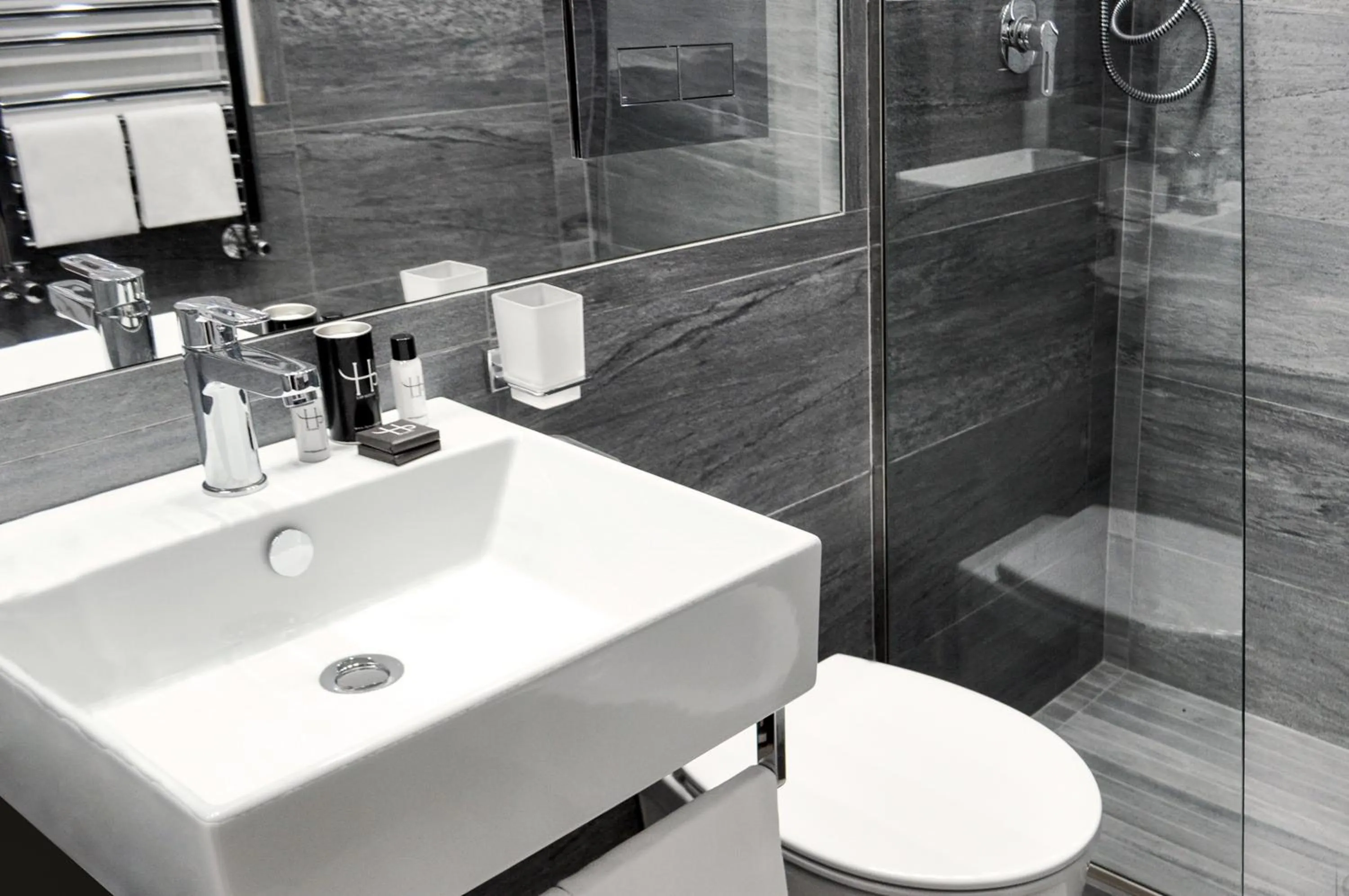 Bathroom in LHP Suite Roma Termini