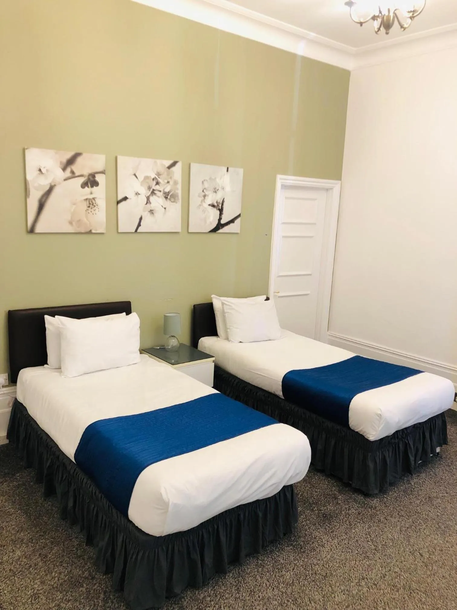 Bed in Albany, Brighton & Hove