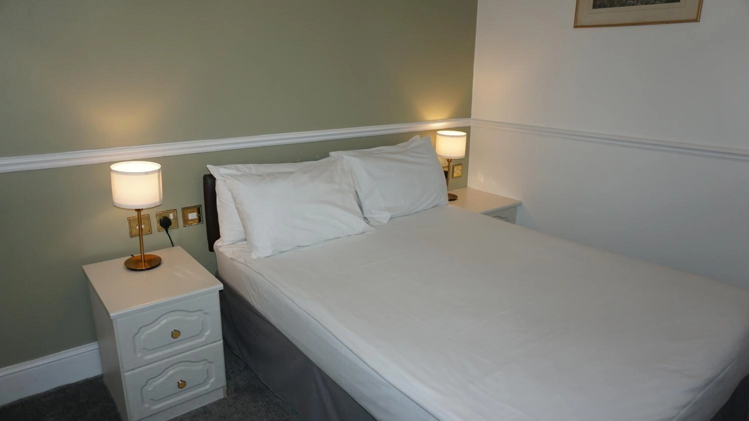 Bed in Albany, Brighton & Hove