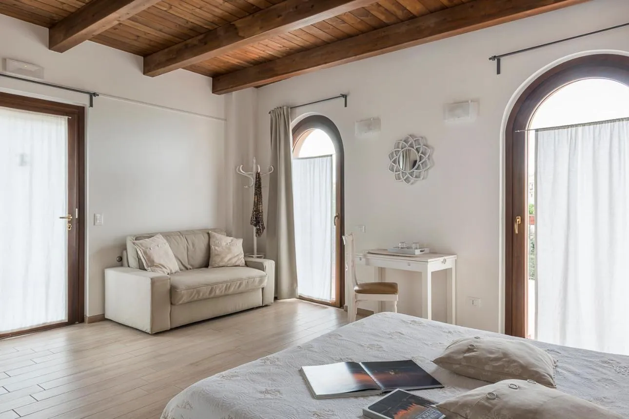 Bed in Torre della Loggia - Dimora Storica - Ortona