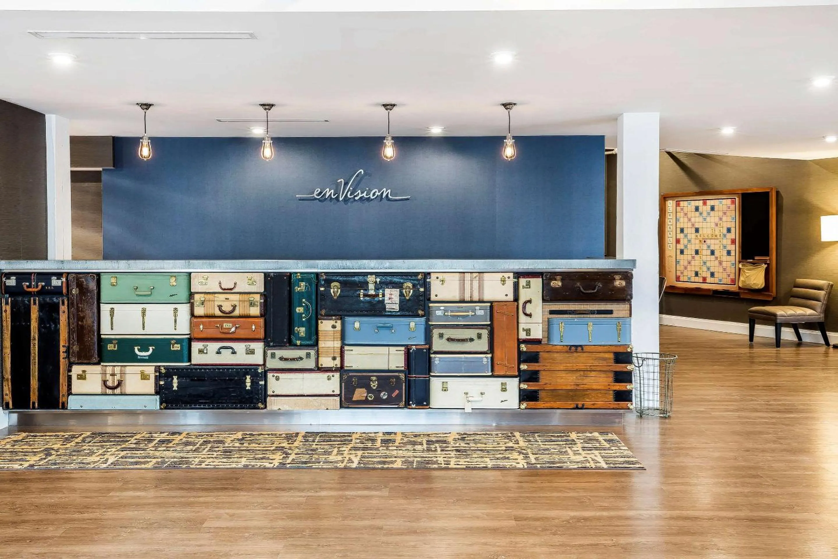 Lobby or reception in enVision Hotel Boston-Everett