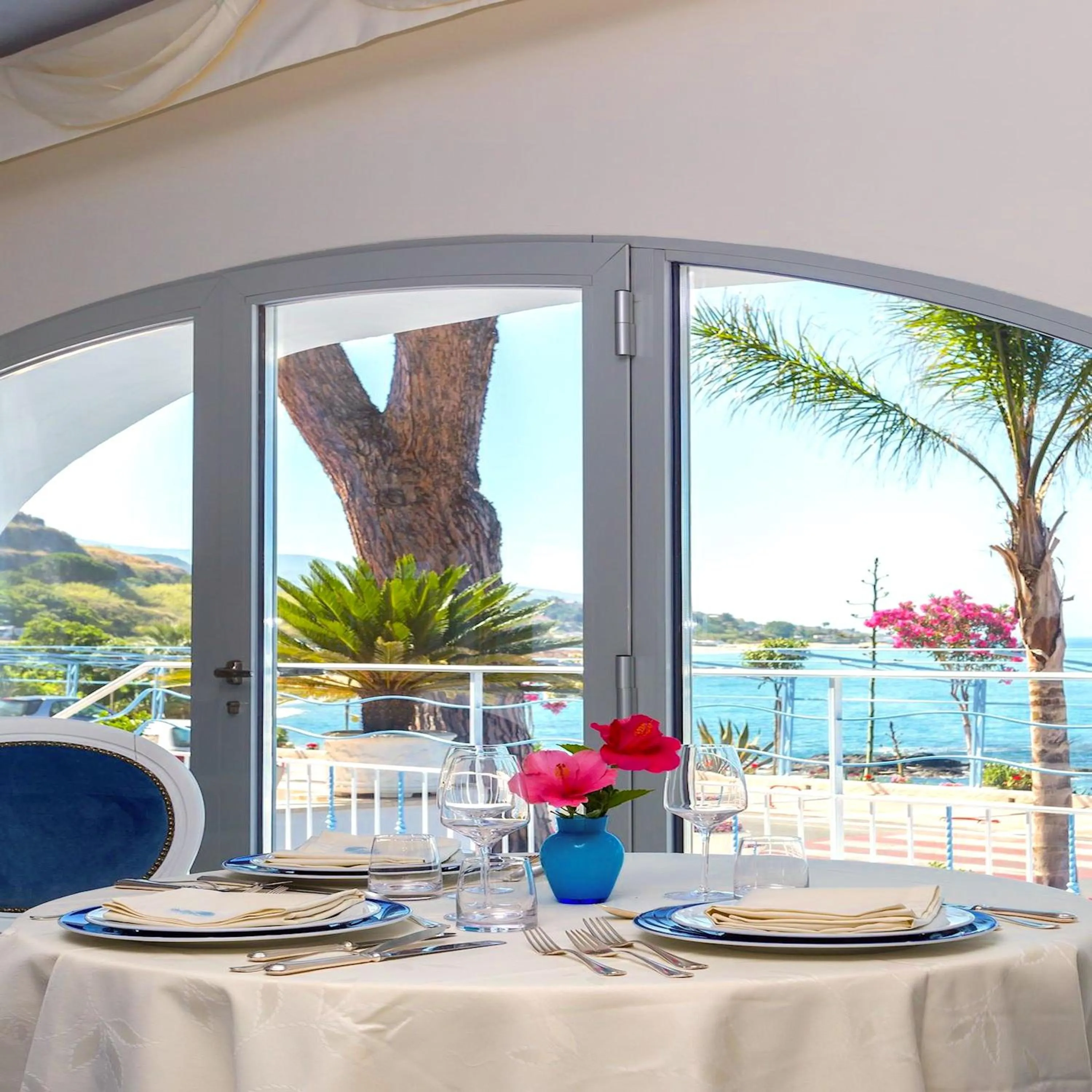 Restaurant/places to eat in Hotel Ferretti