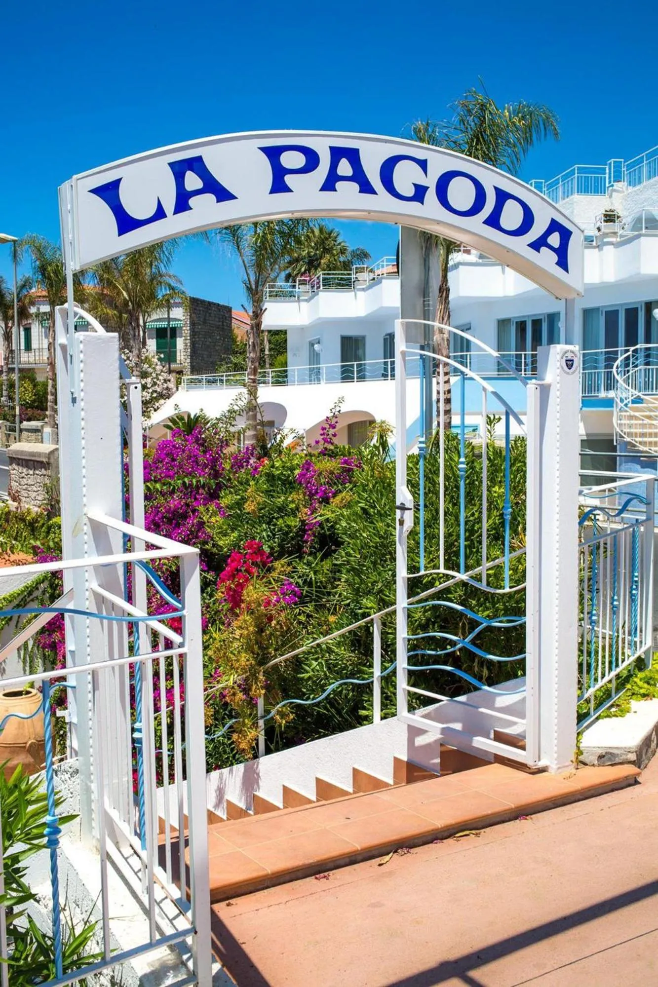 Restaurant/places to eat in Hotel Ferretti