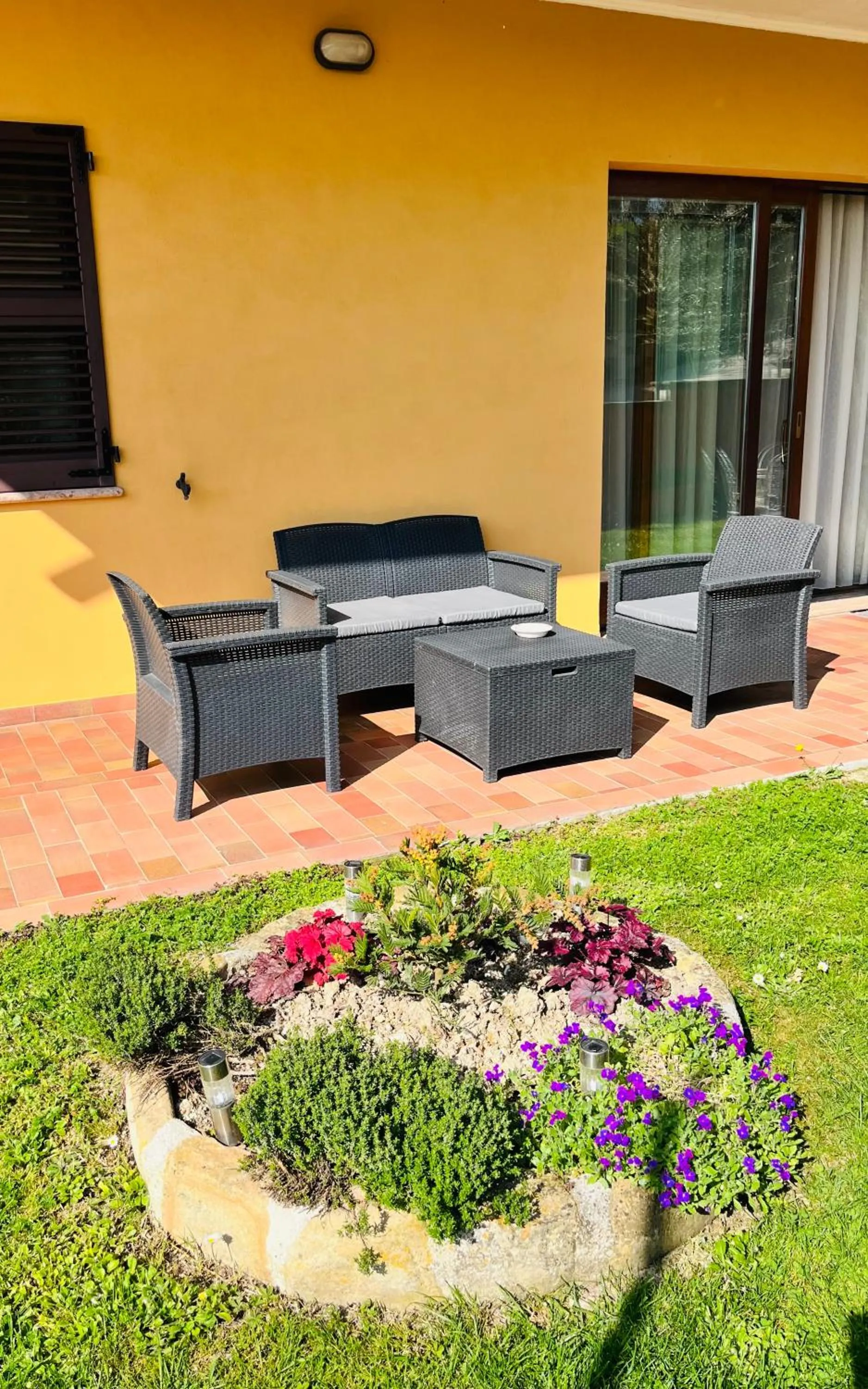 Spring in La Mammola Bed&Breakfast