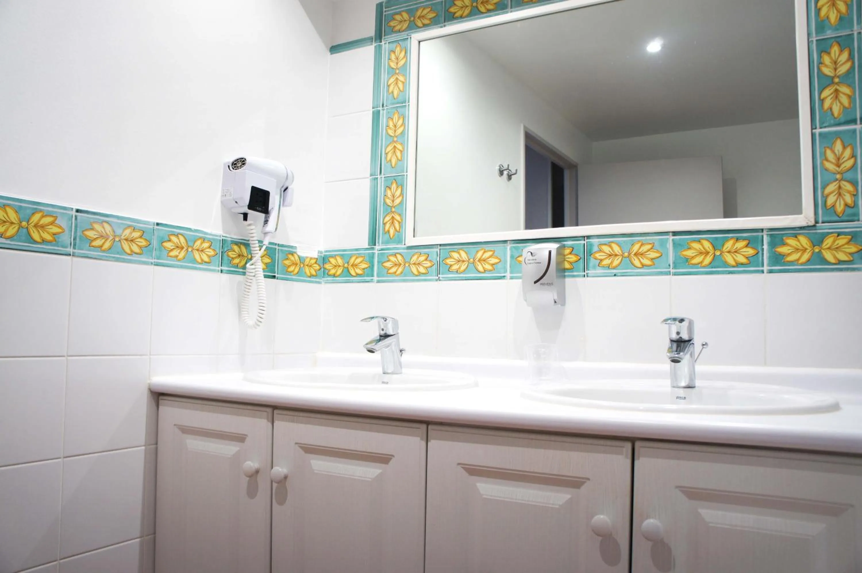 Bathroom in Hotel Les Suites - Domaine de Crécy