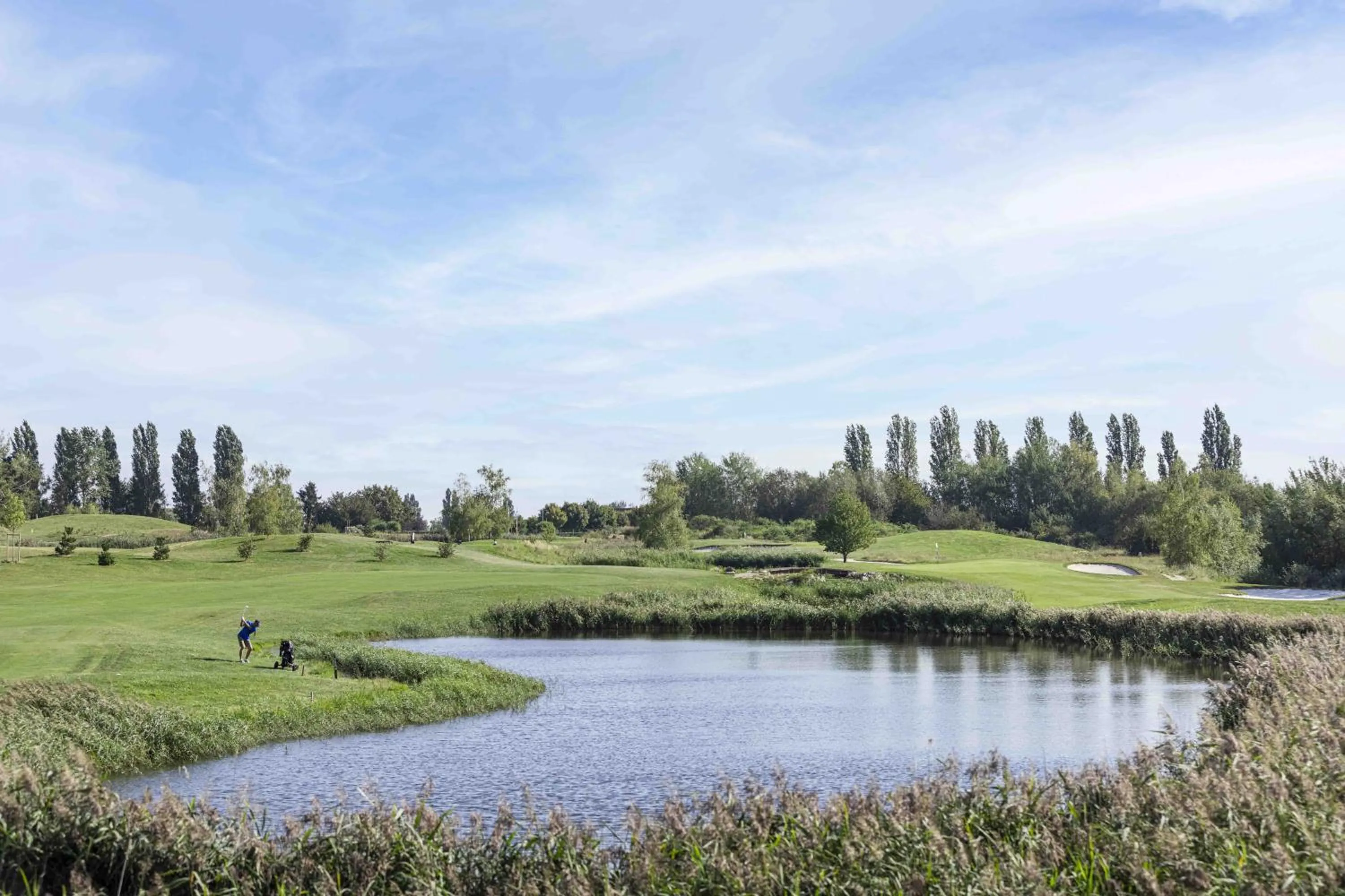 Golfcourse in Hotel Les Suites - Domaine de Crécy