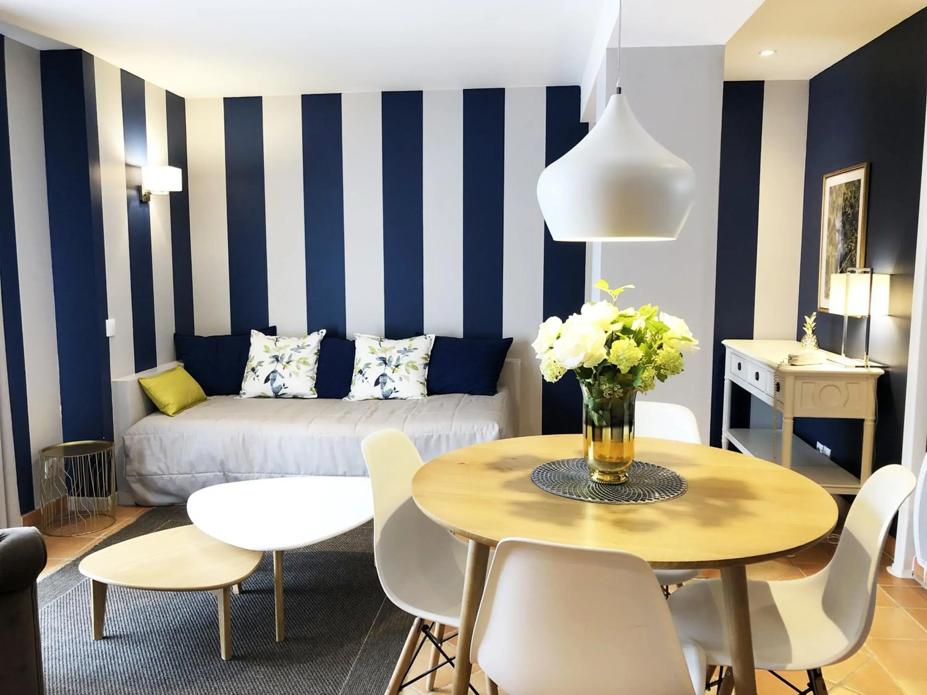 Suite in Hotel Les Suites - Domaine de Crécy Suite in Hotel Les Suites - Domaine de Crécy