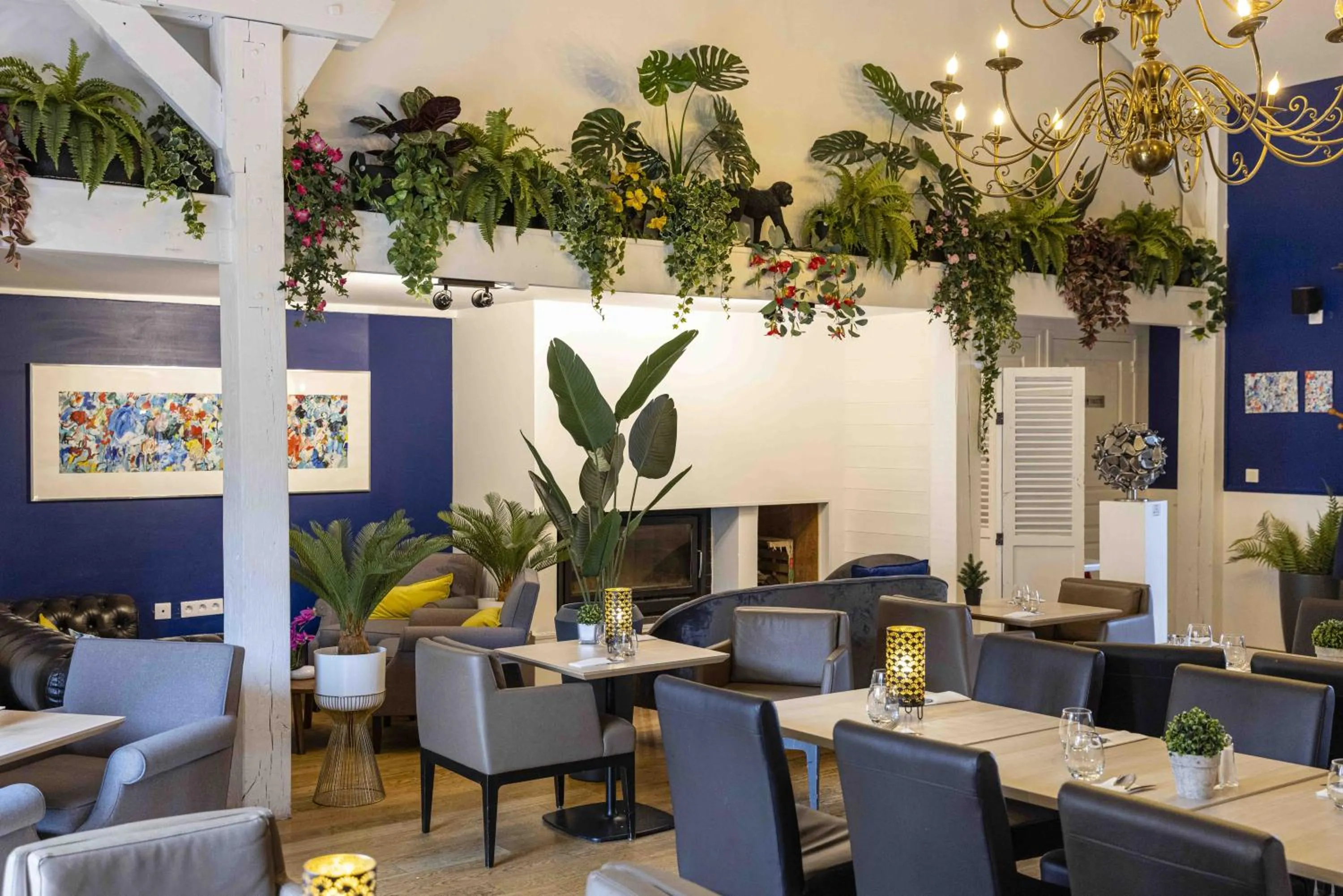 Restaurant/places to eat in Hotel Les Suites - Domaine de Crécy