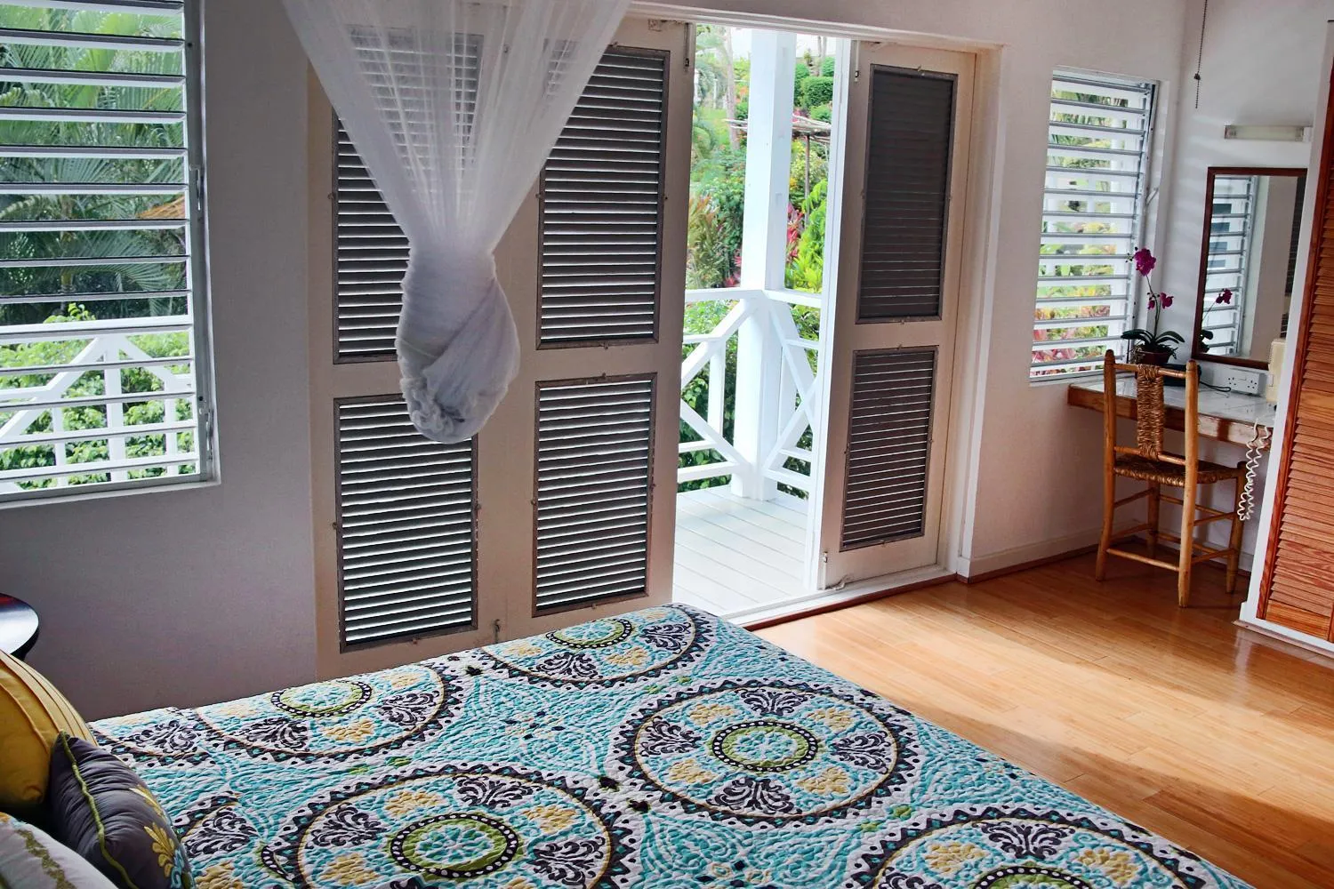 Bed in Oasis Marigot