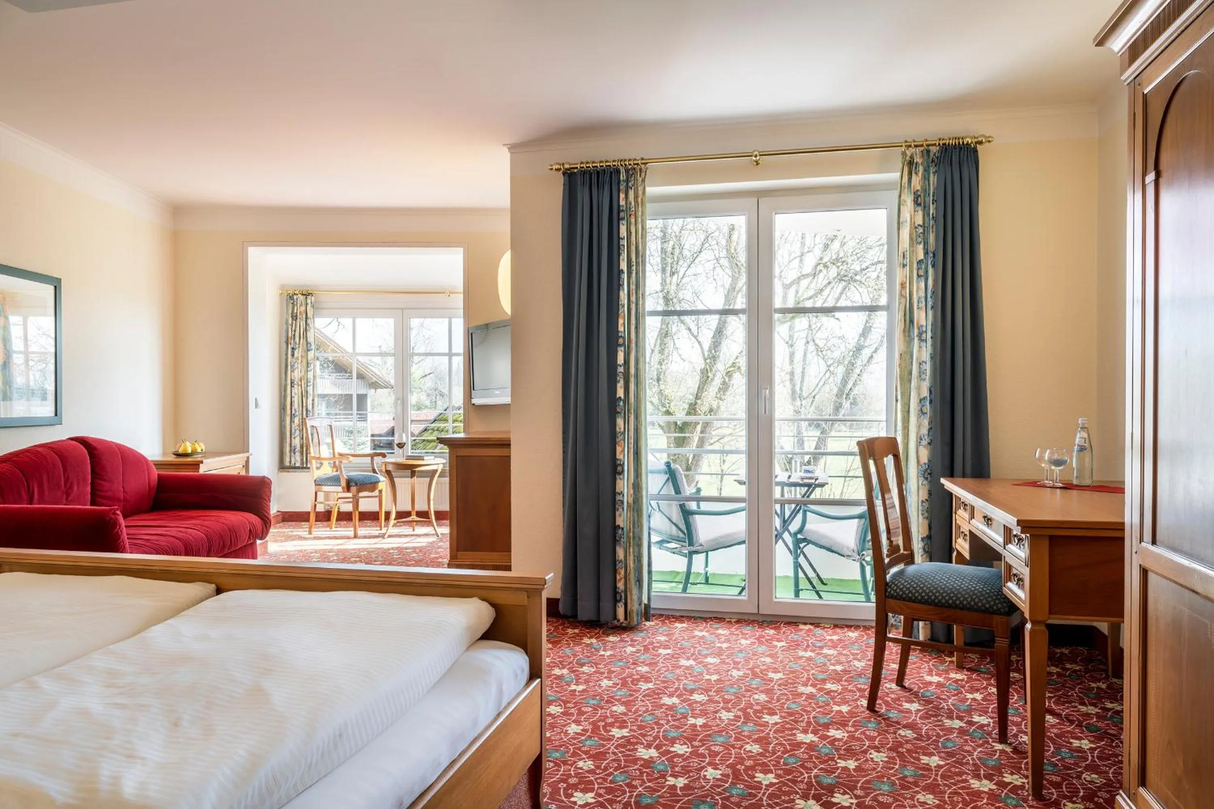 Photo of the whole room, Bed in Hotel am Haslinger Hof