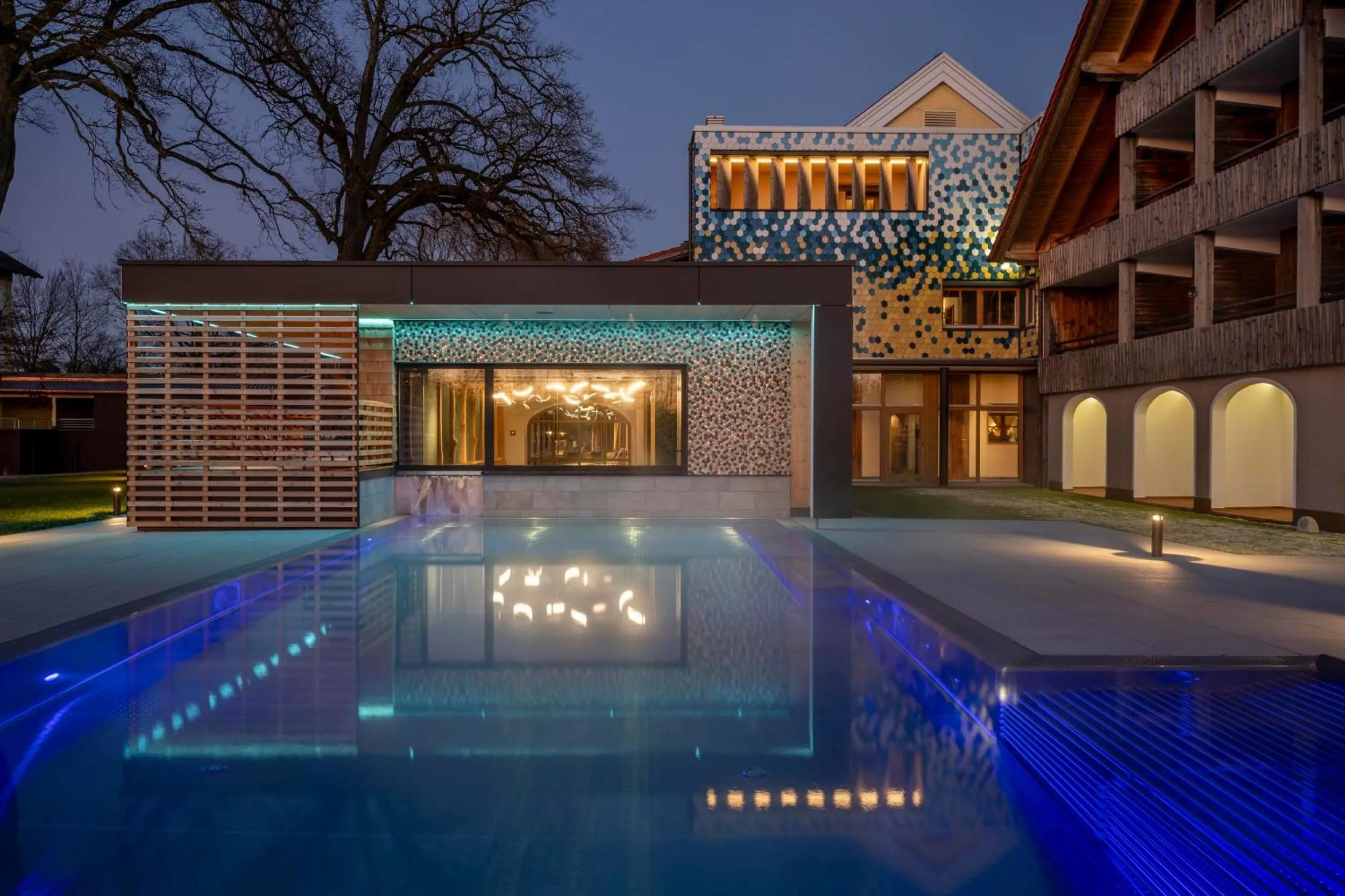 Swimming pool in Hotel am Haslinger Hof
